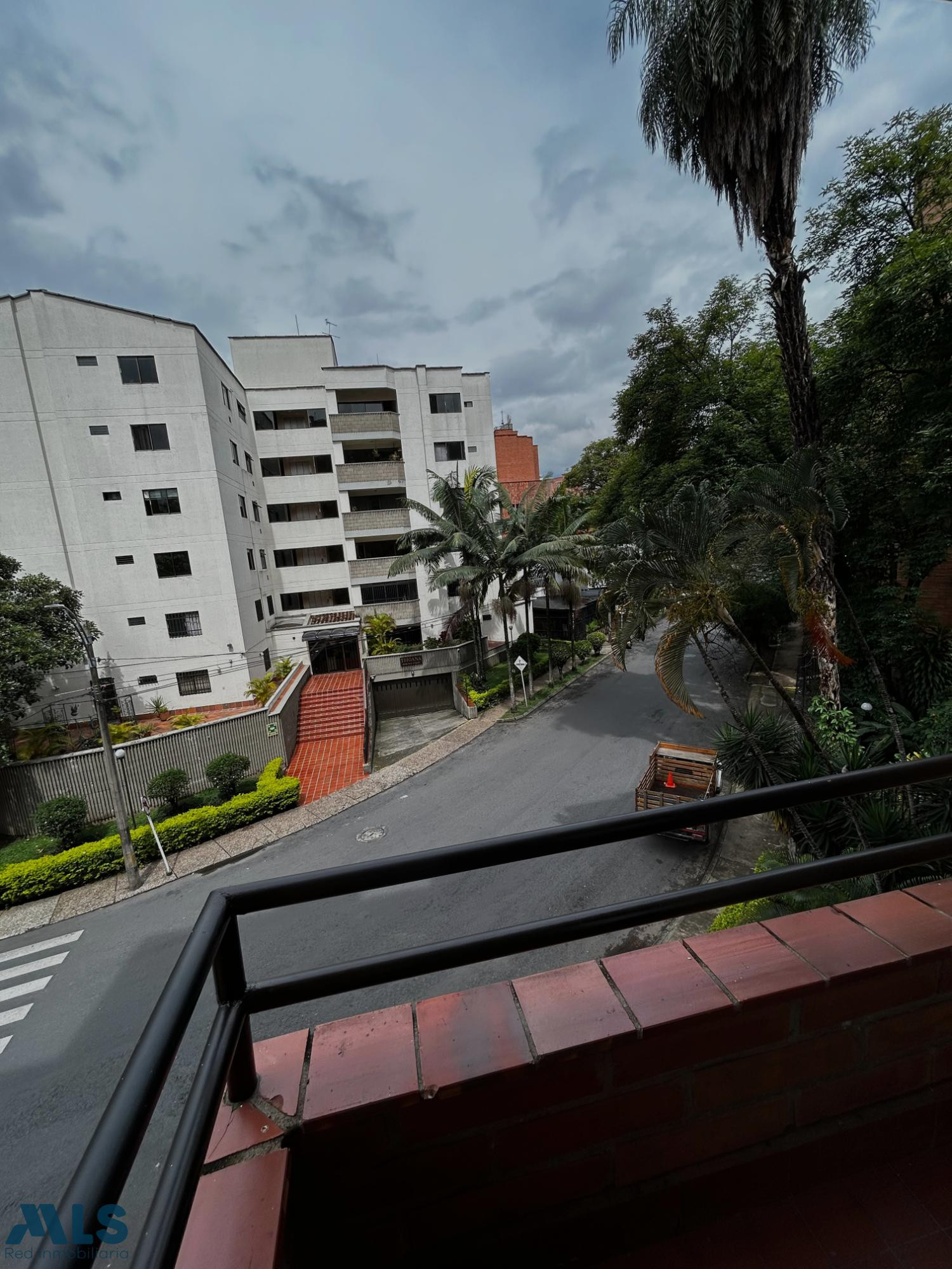 Excelente ubicación a bajos costos medellin - laureles