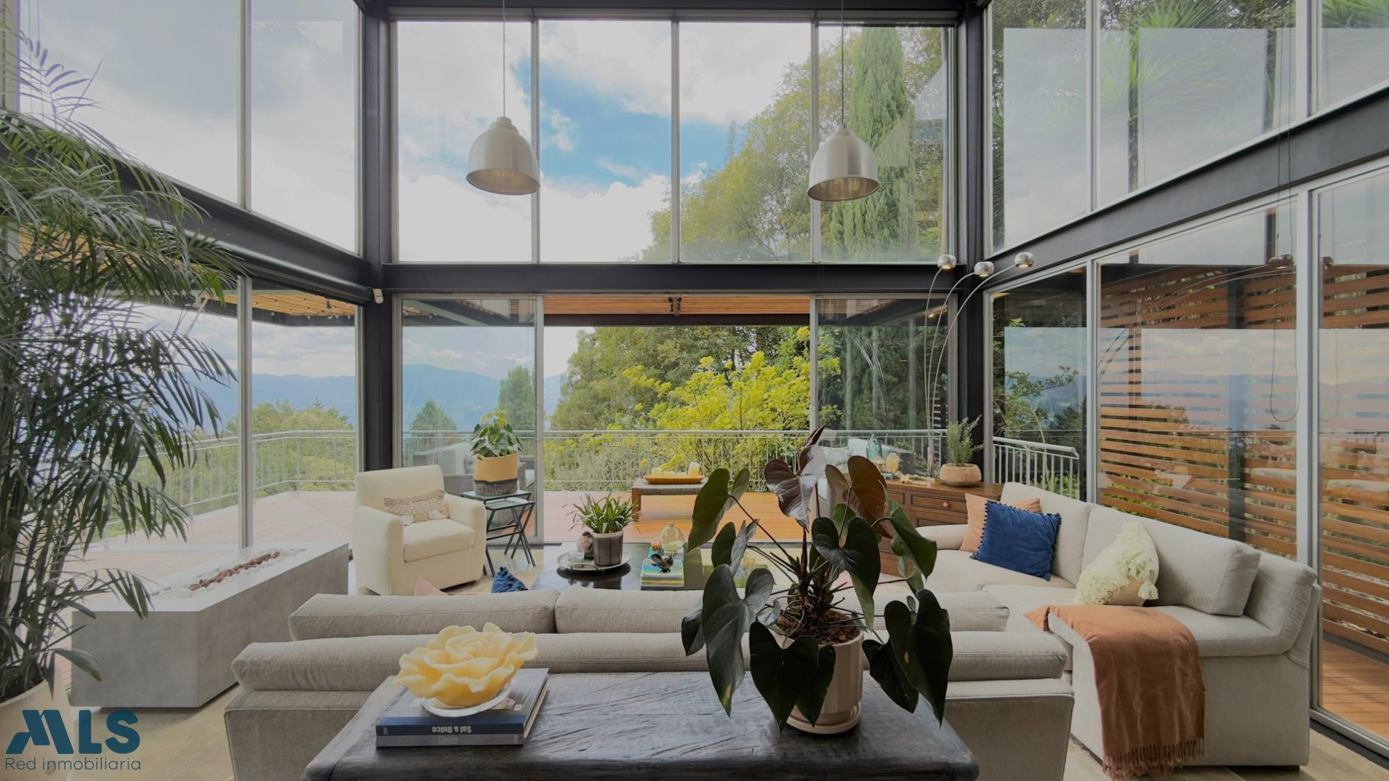 Espectacular Casa en Las Palmas envigado - las palmas