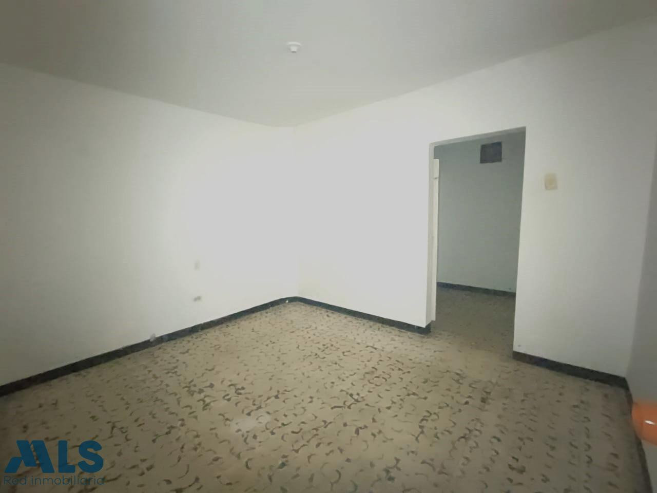 Casa primer piso ubicada en san javier 20 de julio medellin - san javier no 1