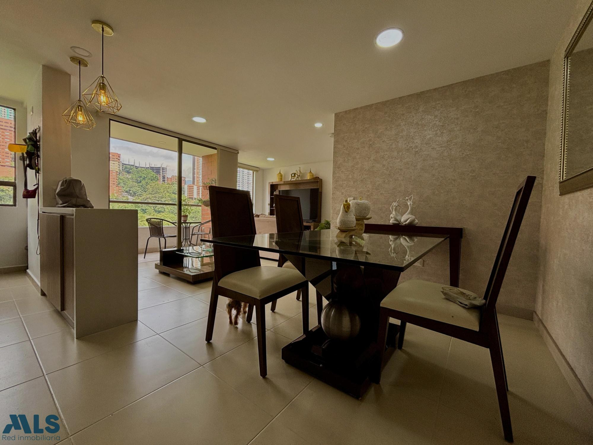 Apartamento en venta en unidad muy apetecida sabaneta - el carmelo