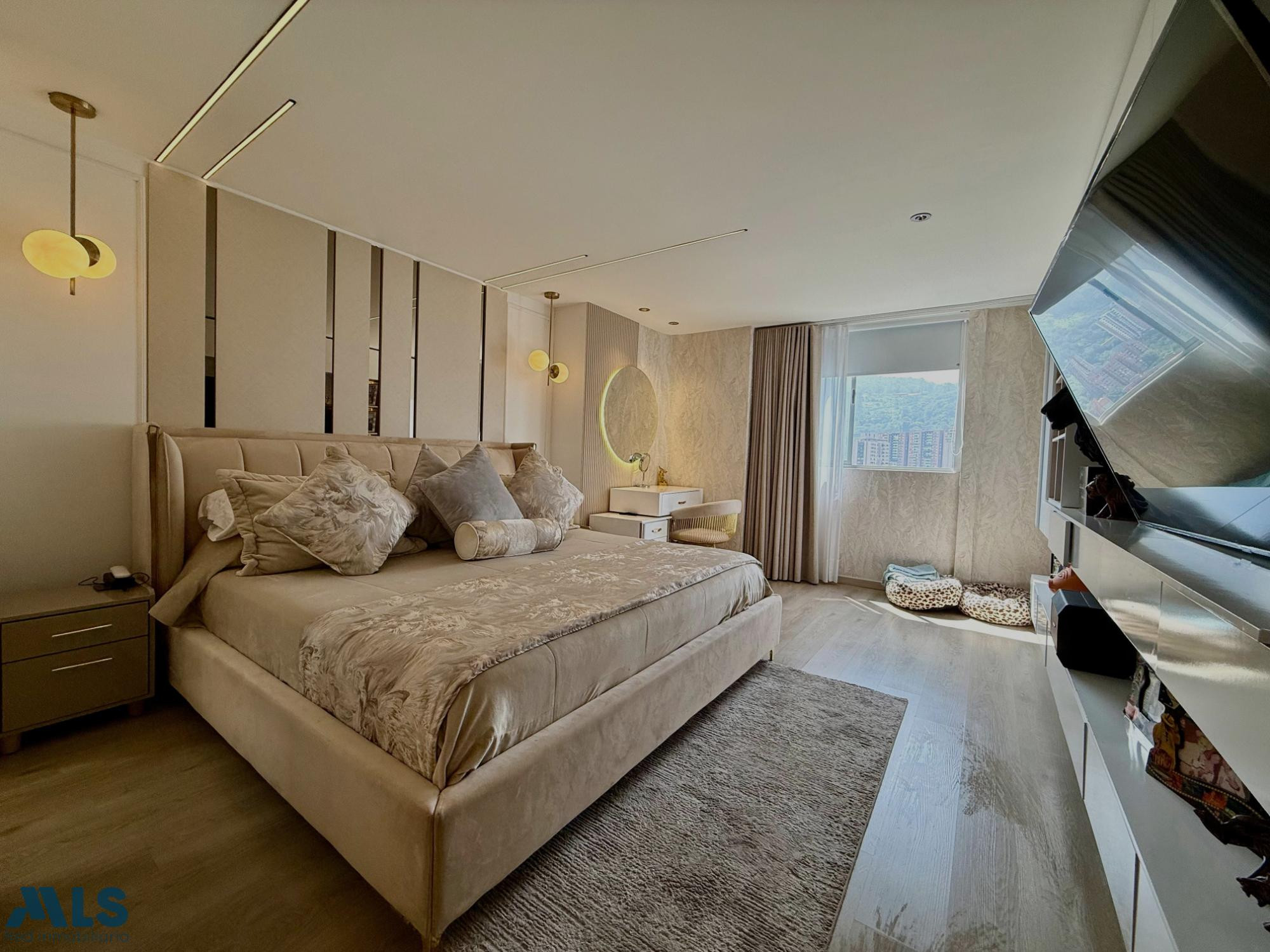 Hermoso apartamento Remodelado en Ciudad del rio medellin - ciudad del rio
