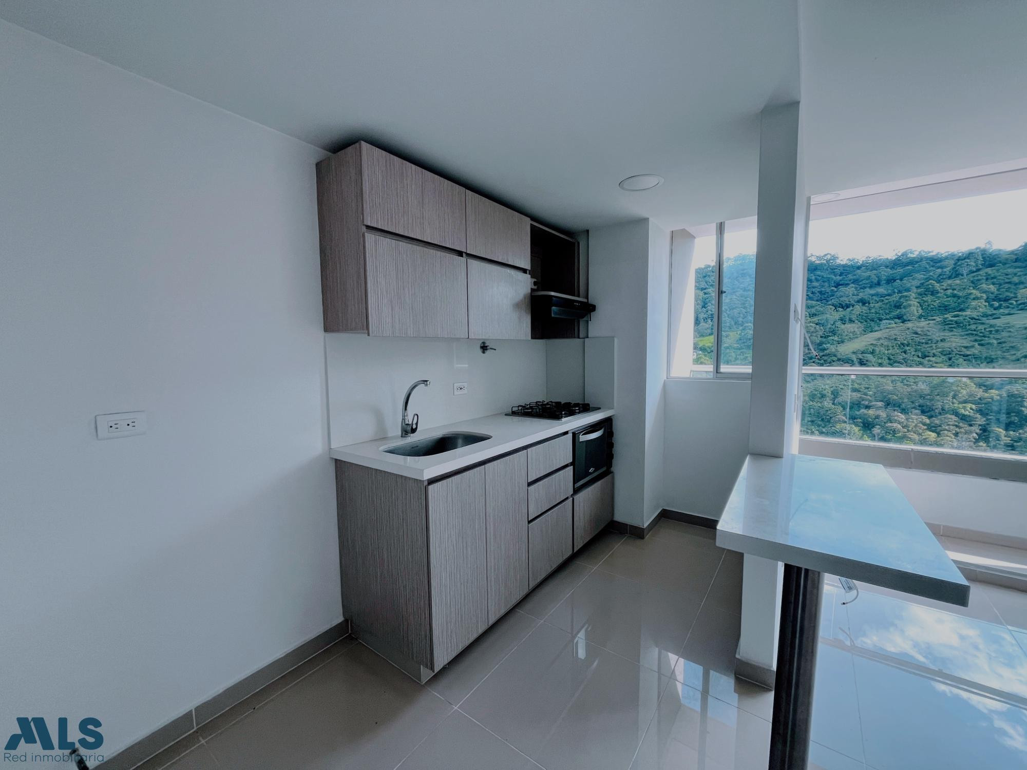 Apartamento en venta con espectacular vista. sabaneta - v canaveralejo