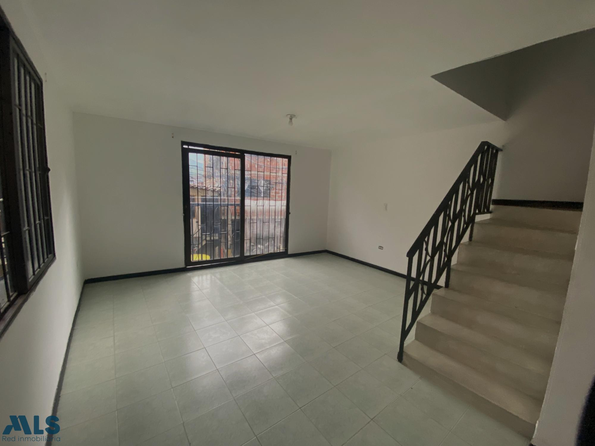 CASA UNIFAMILIAR EN FLORESTA METROPOLITANO medellin - metropolitano