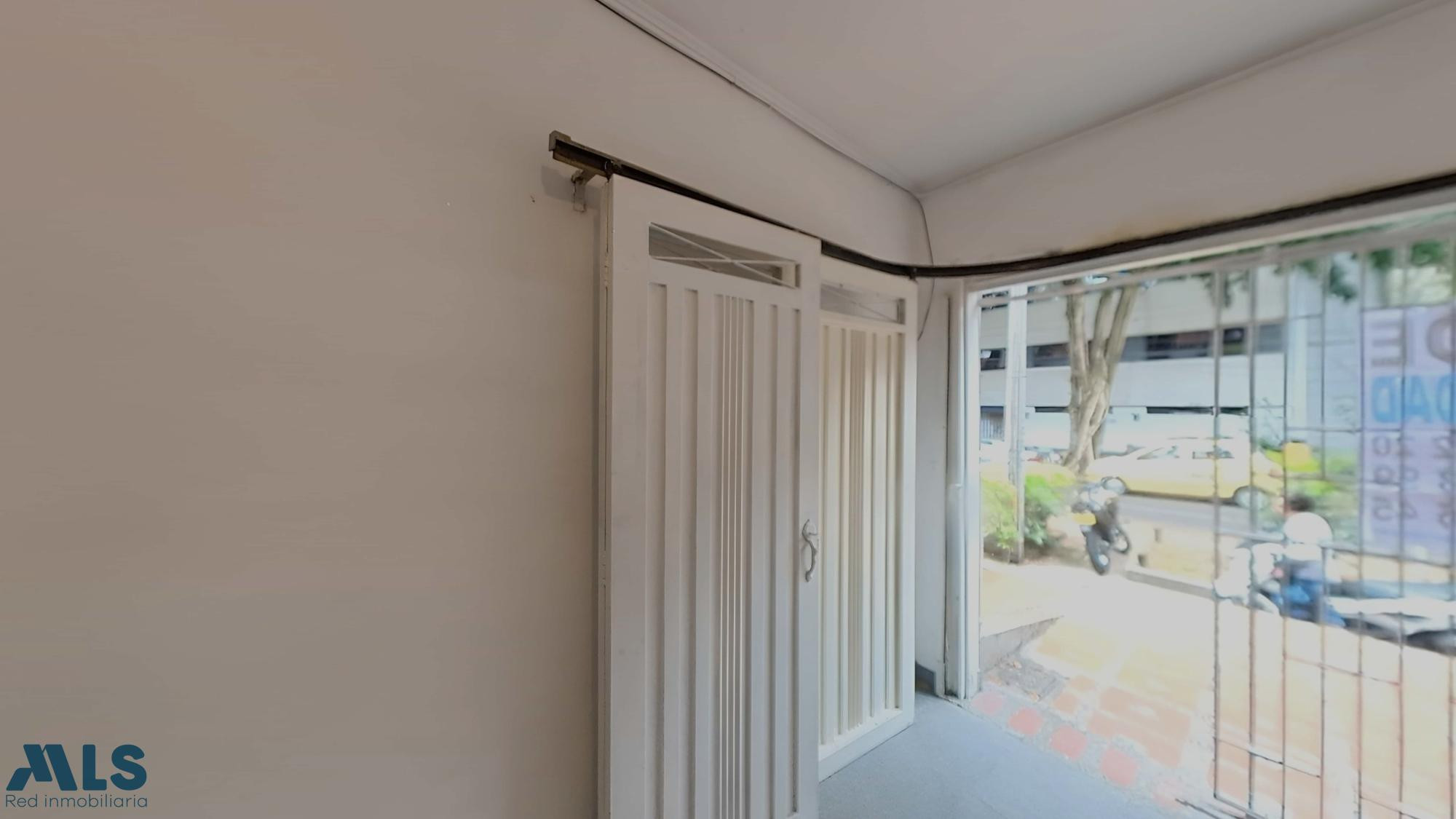 venta de local comercial de 35 metros medellin - laureles