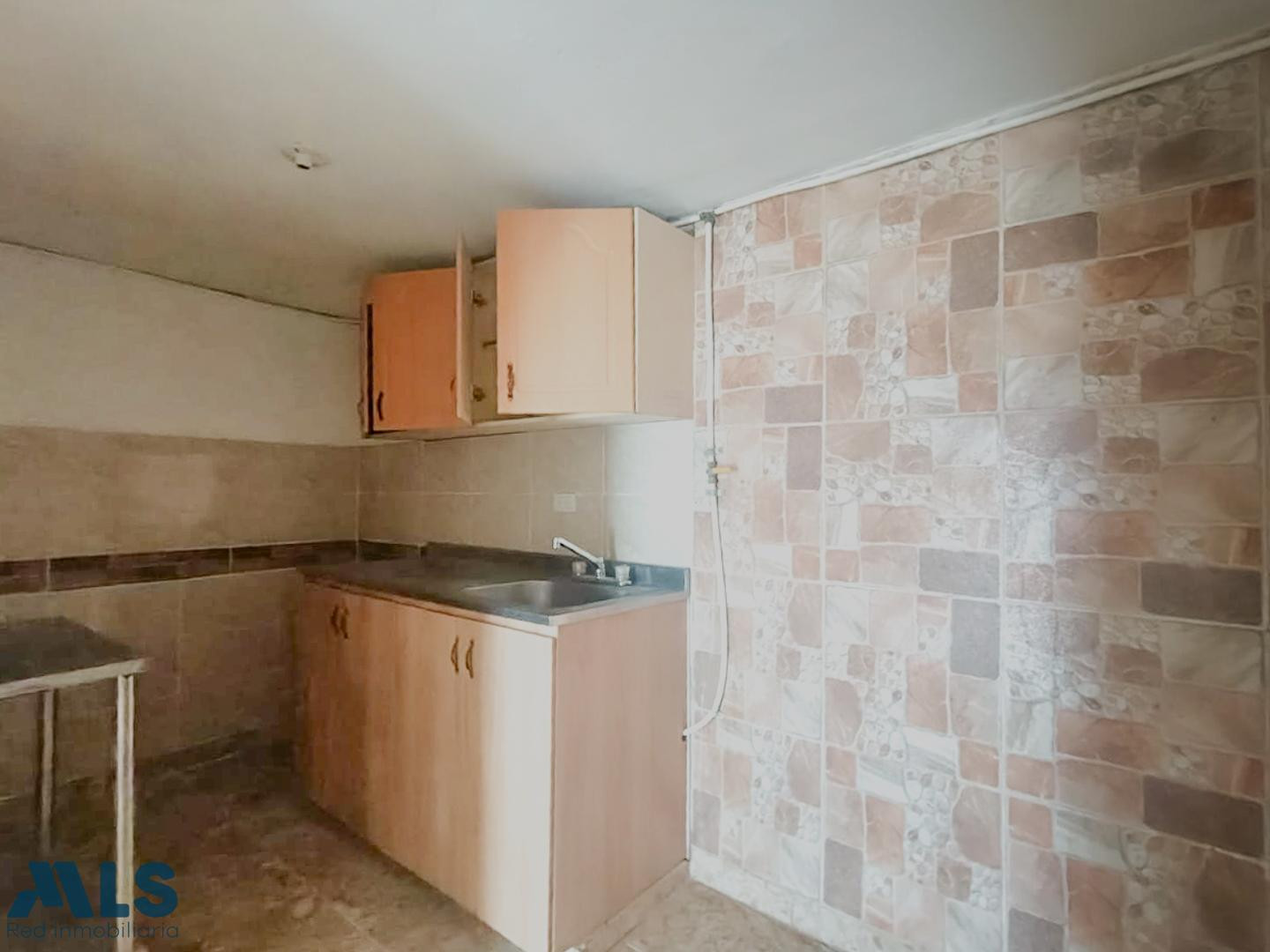 primer piso en villa hermosa medellin - villa hermosa