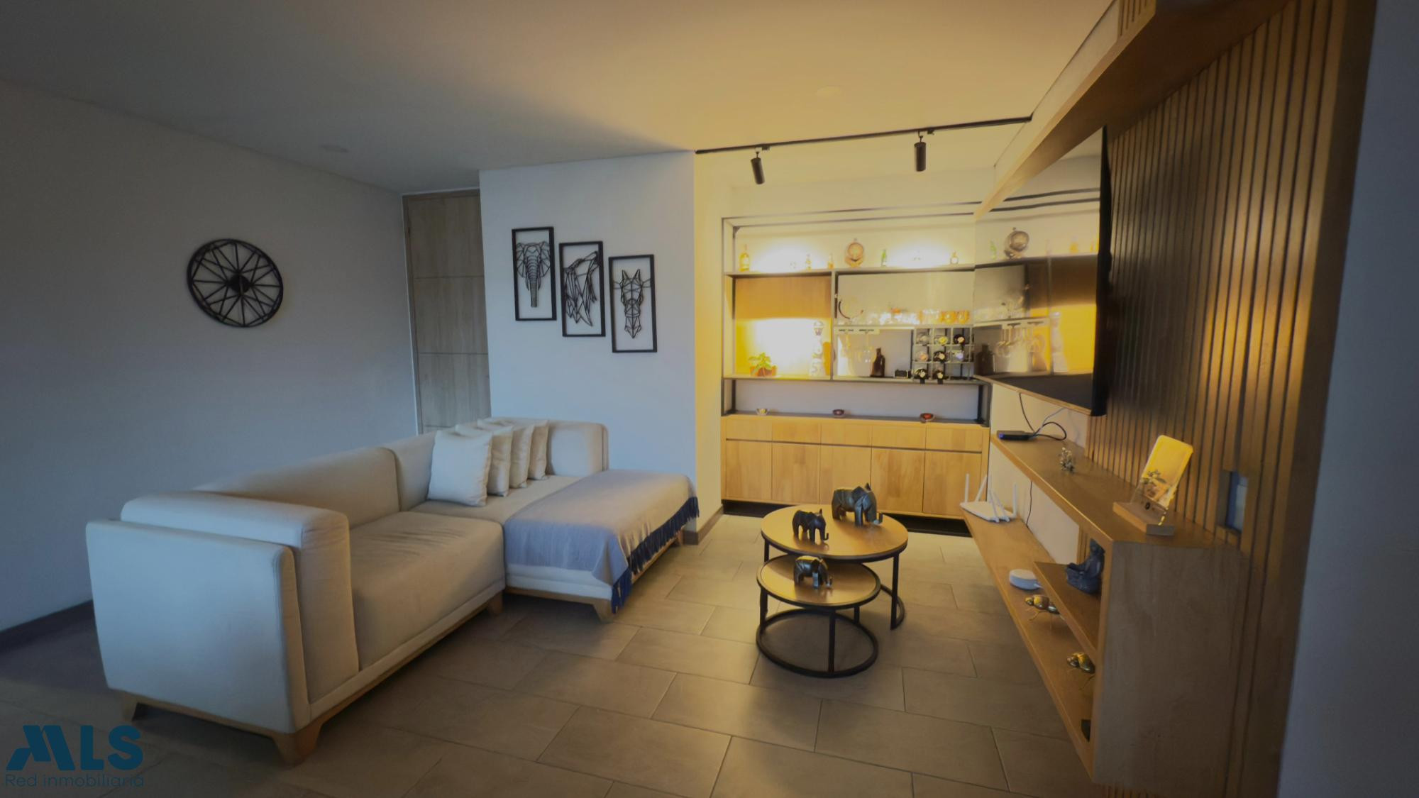 Excelente apartamento en venta en Los Colores – Estadio medellin - los colores