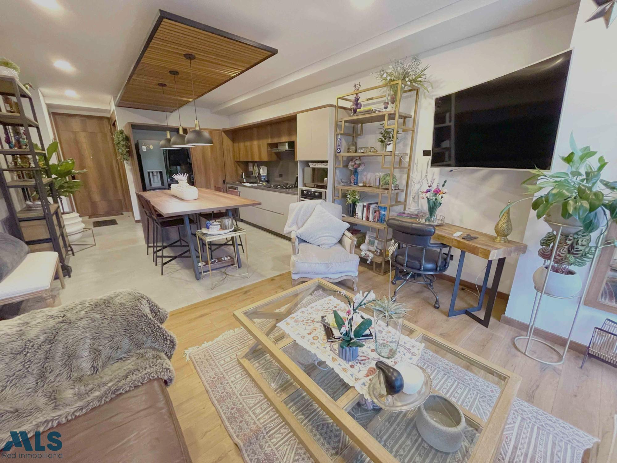 Apartamento cerca al Tunel con vista en Poblado medellin - altos del poblado