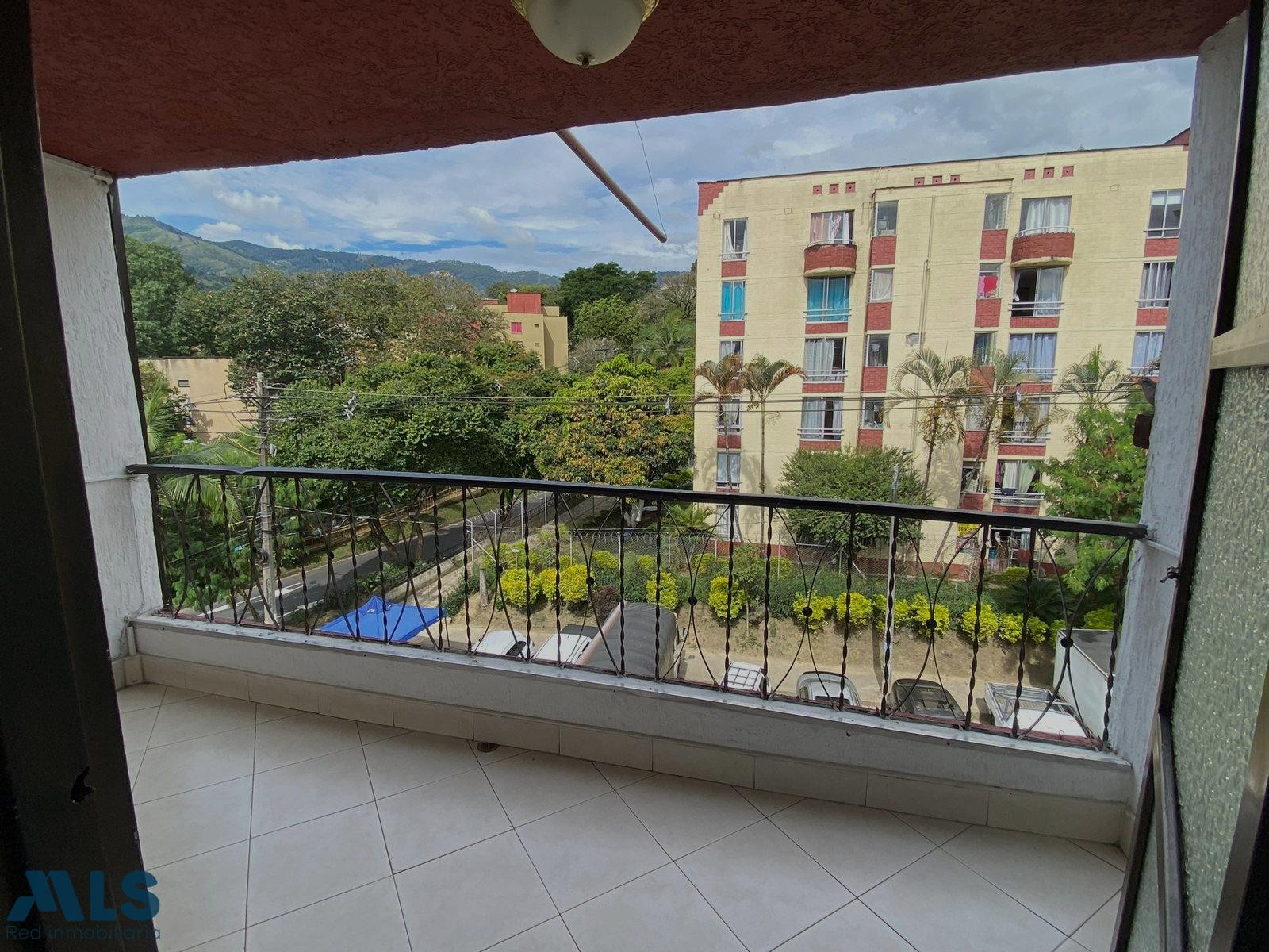 A la venta cómodo apartamento en Medellín medellin - la milagrosa