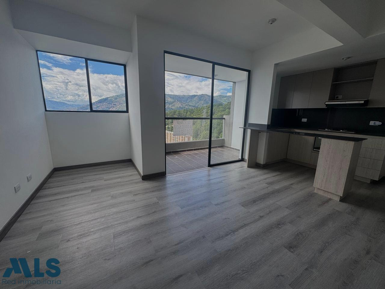 VENTA HERMOSO APARTAMENTO PALMAS medellin - las palmas
