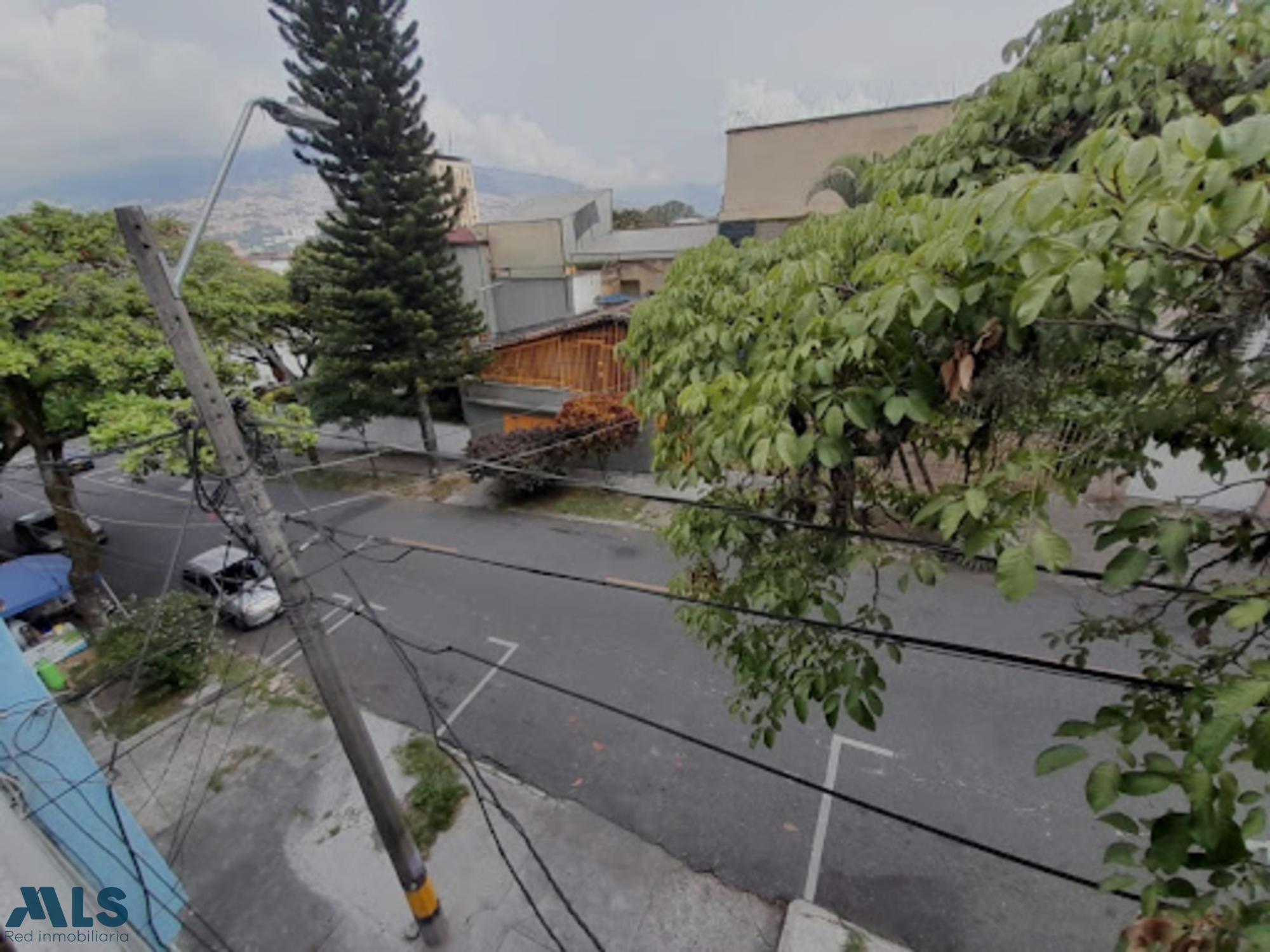VENTA DE SEGUNDO PISO EN LA CANDELARIA, CENTRO medellin - la candelaria