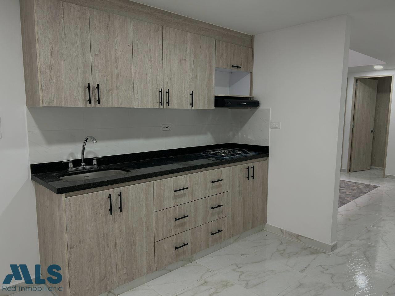 HERMOSO APARTAMENTO PRIMER PISO EN VENTA ITAGUI itagui - santa maria no 2