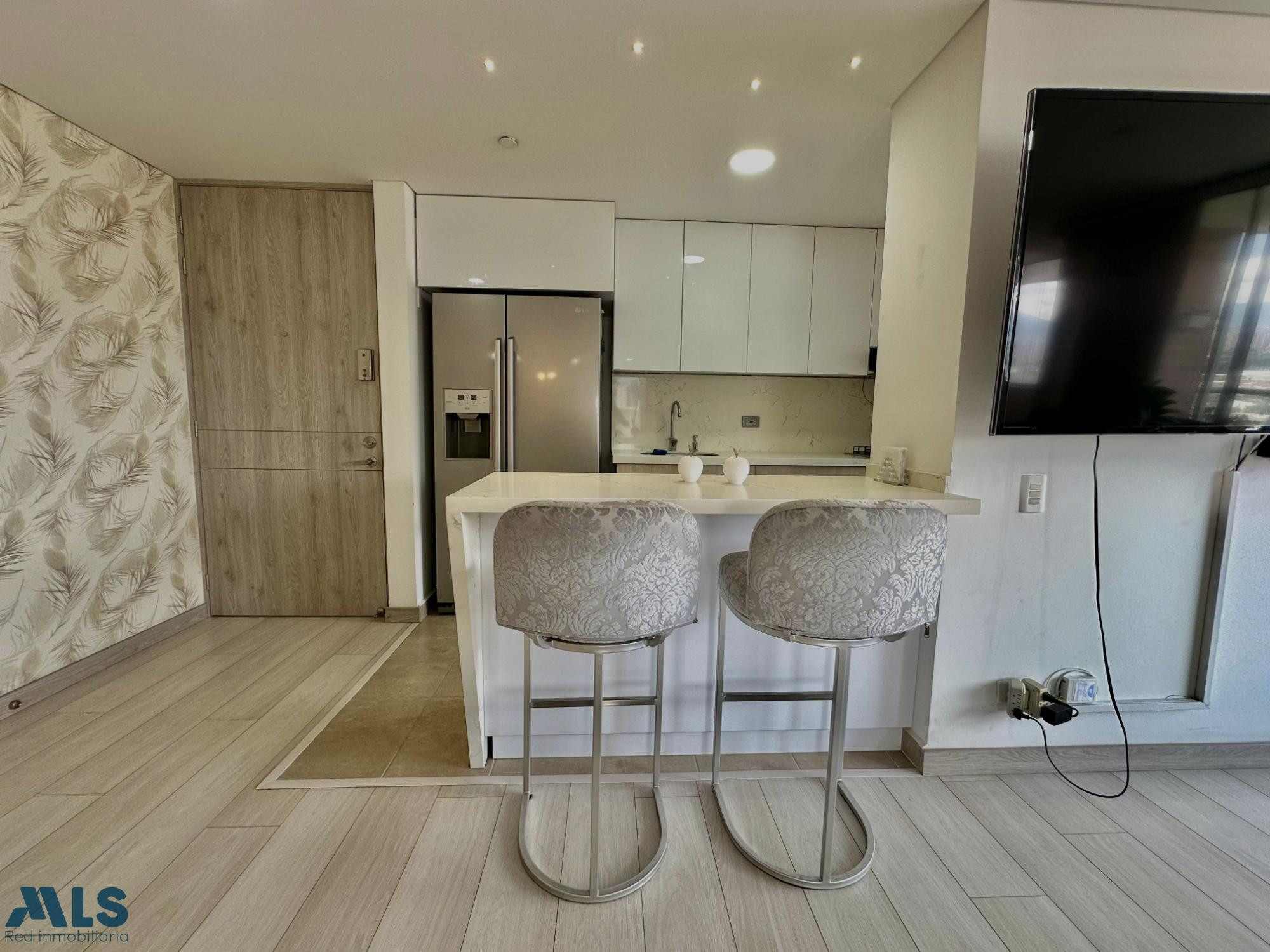 Hermoso apartamento en piso 20 de Sabaneta sabaneta - v canaveralejo