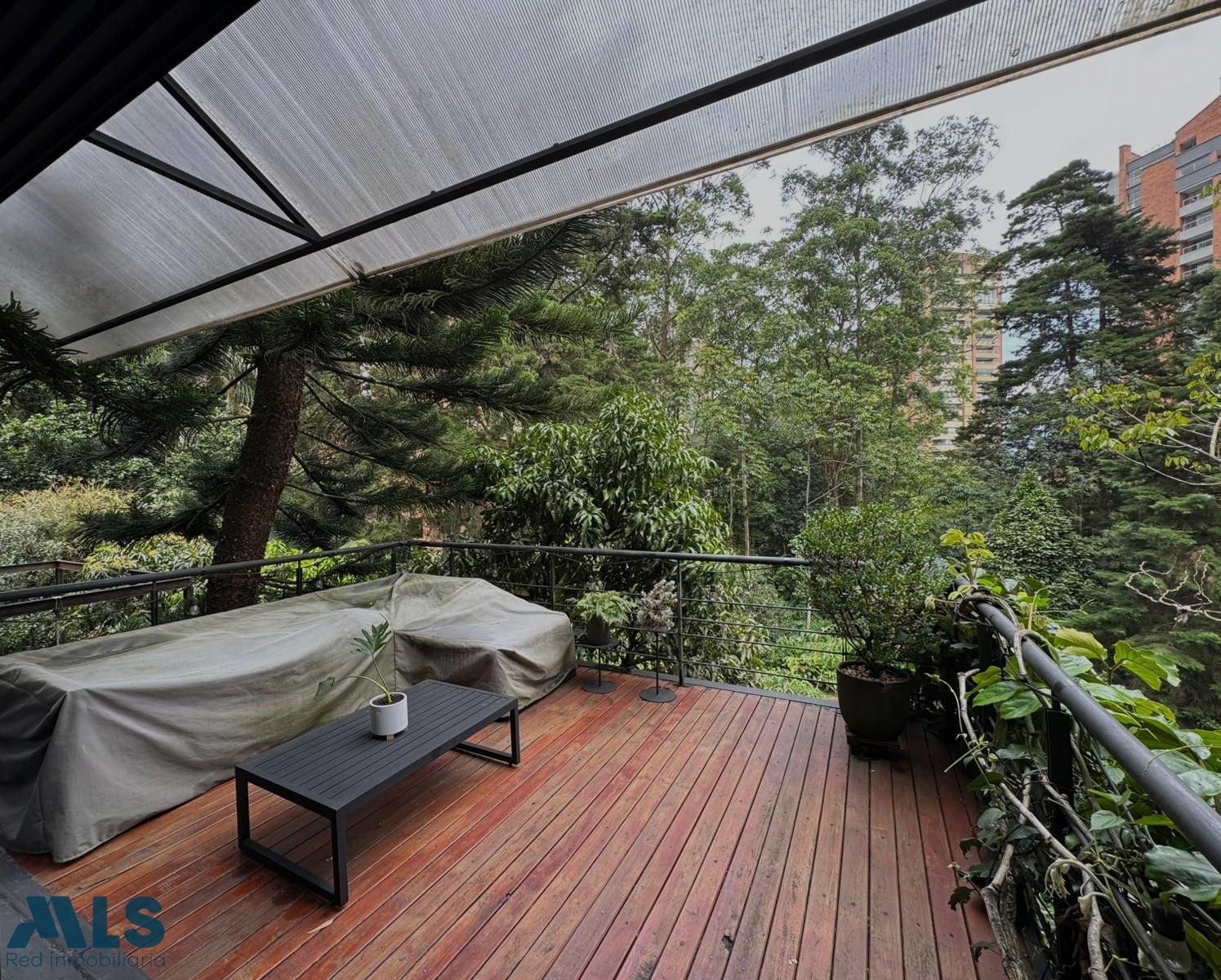 Casa remodelada sector La Concha, Poblado medellin - la concha