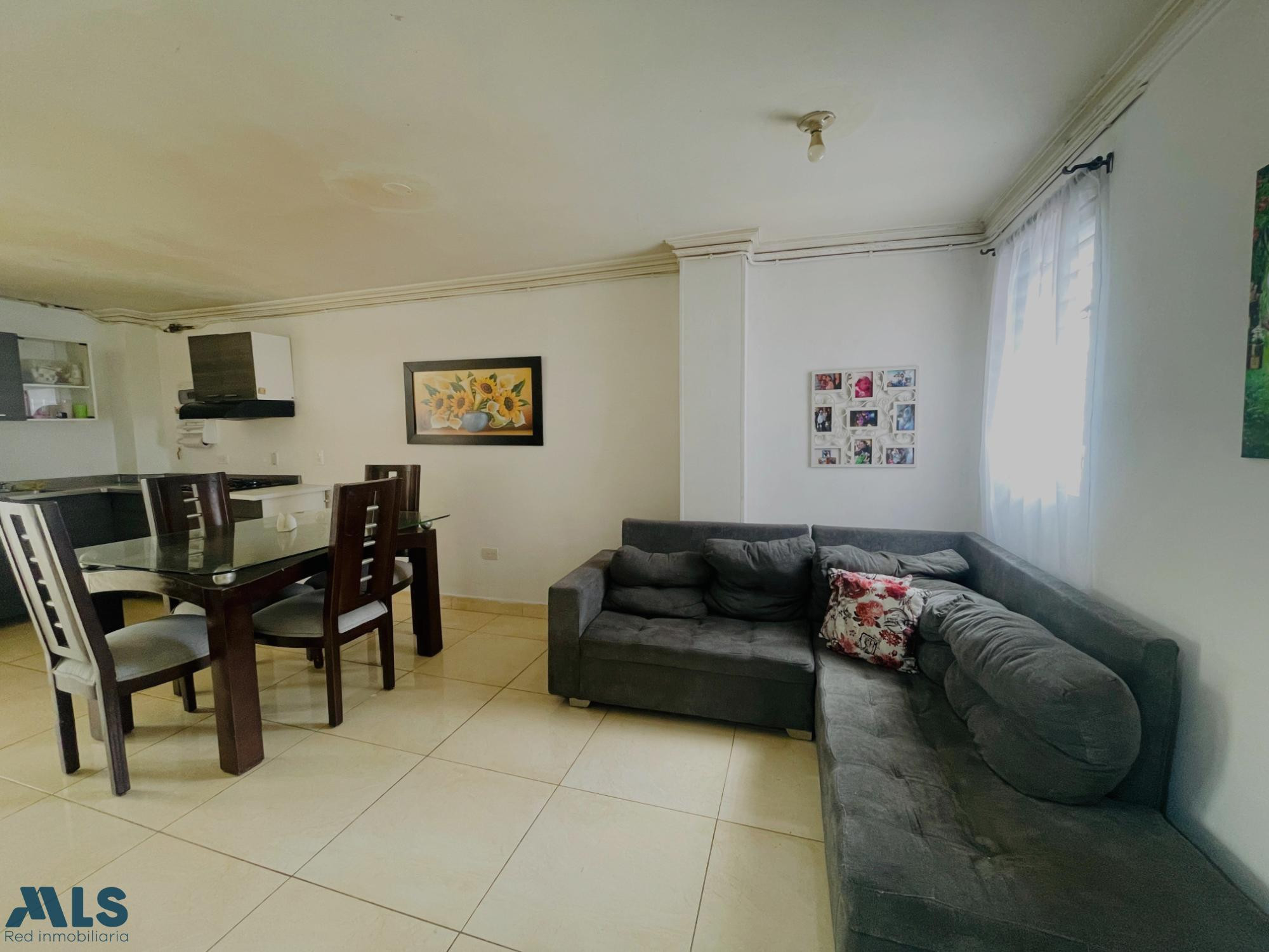Apartamento amplio y luminoso. itagui - parque obrero
