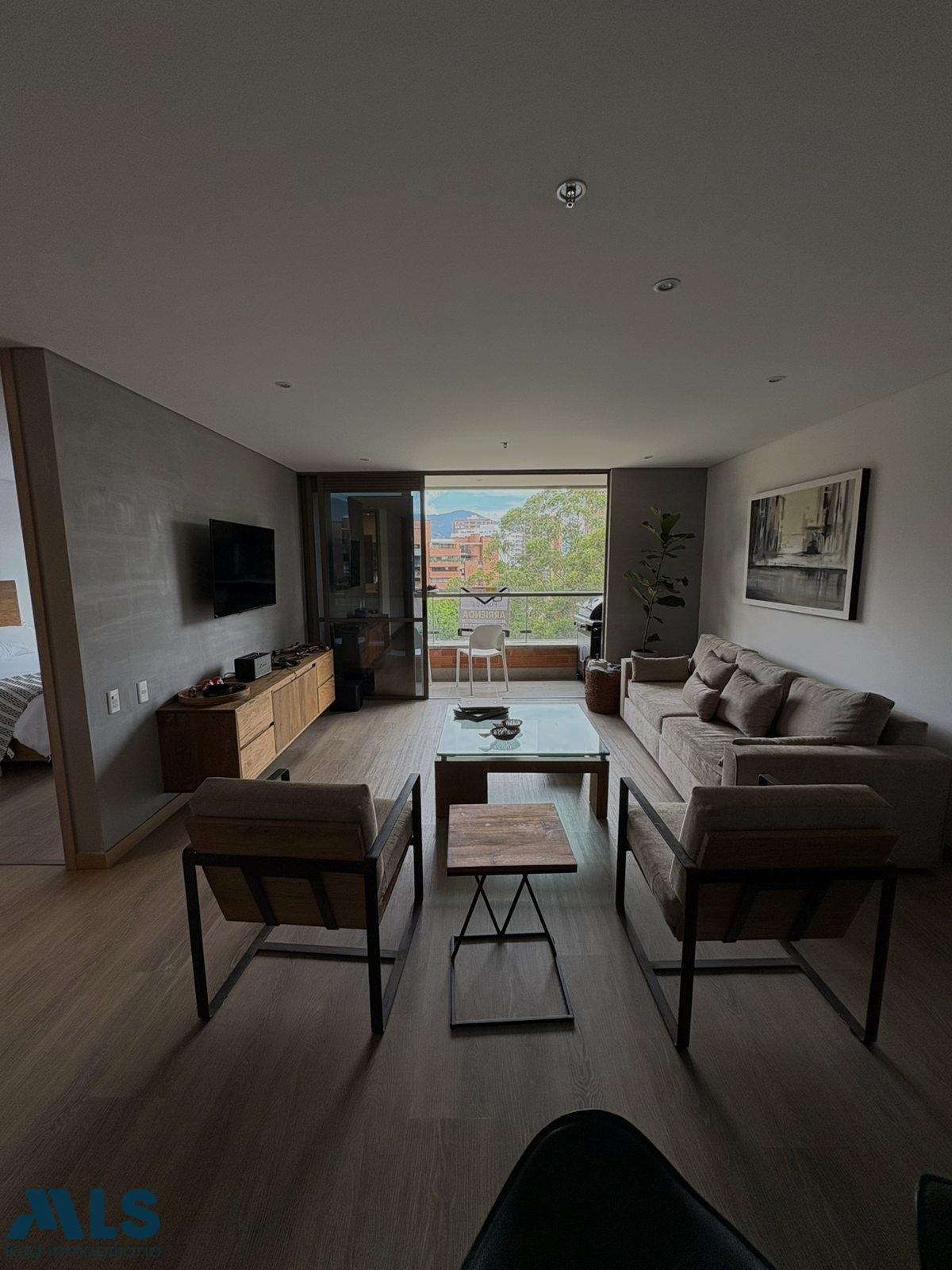 APARTAESTUDIO EXCLUSIVO CERCA AL TESORO medellin - linares