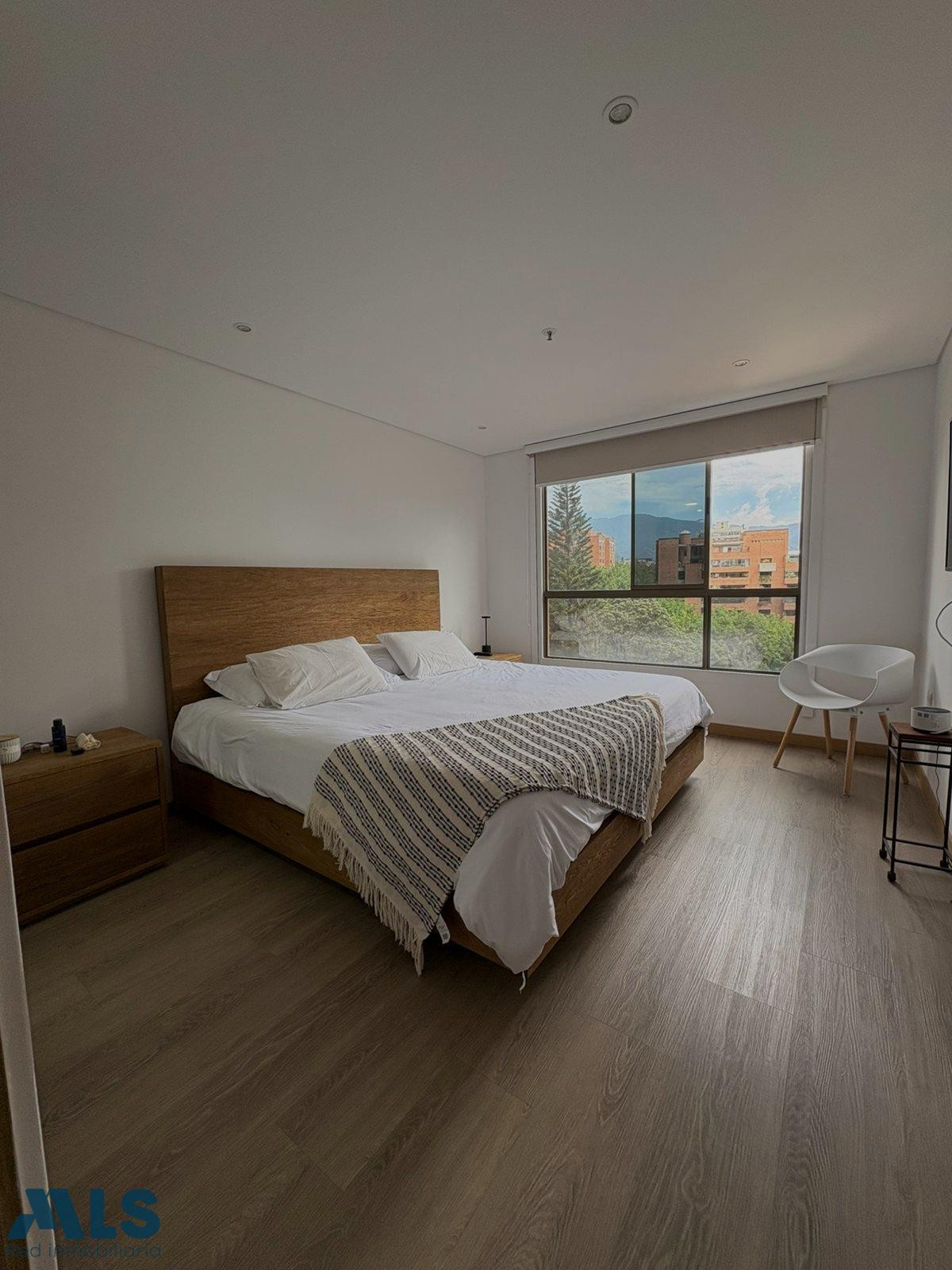 APARTAESTUDIO EXCLUSIVO CERCA AL TESORO medellin - linares