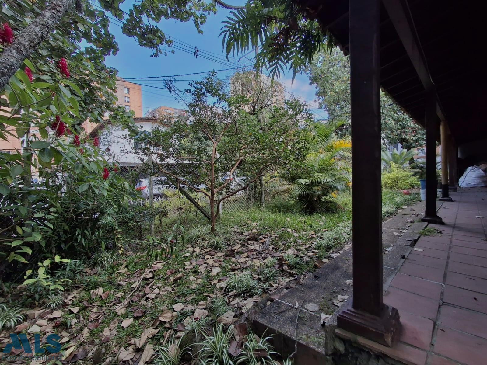 Casa Lote en Pilarica. medellin - la pilarica