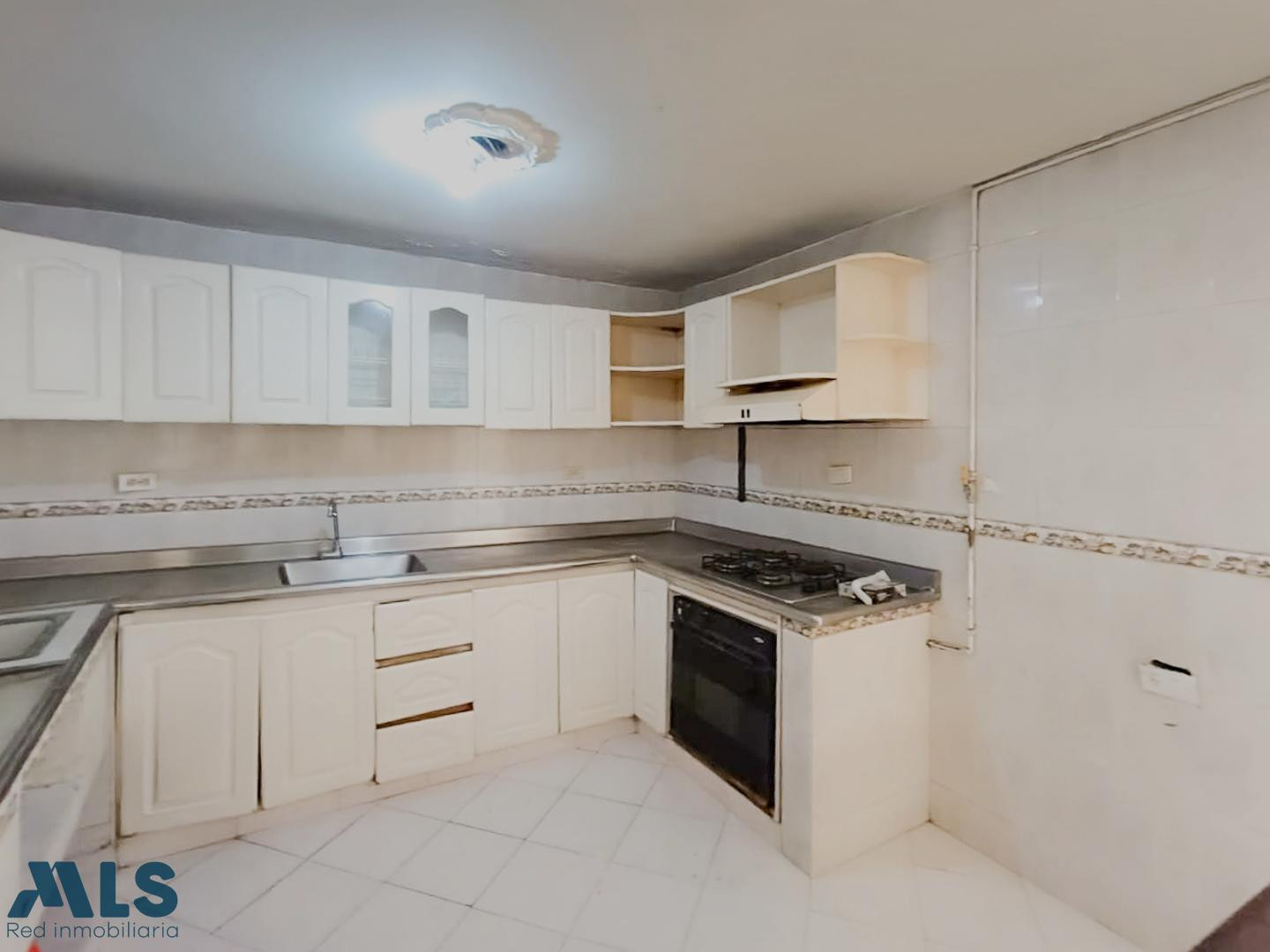 casa primer piso piso bajo en villa hermosa medellin - villa hermosa