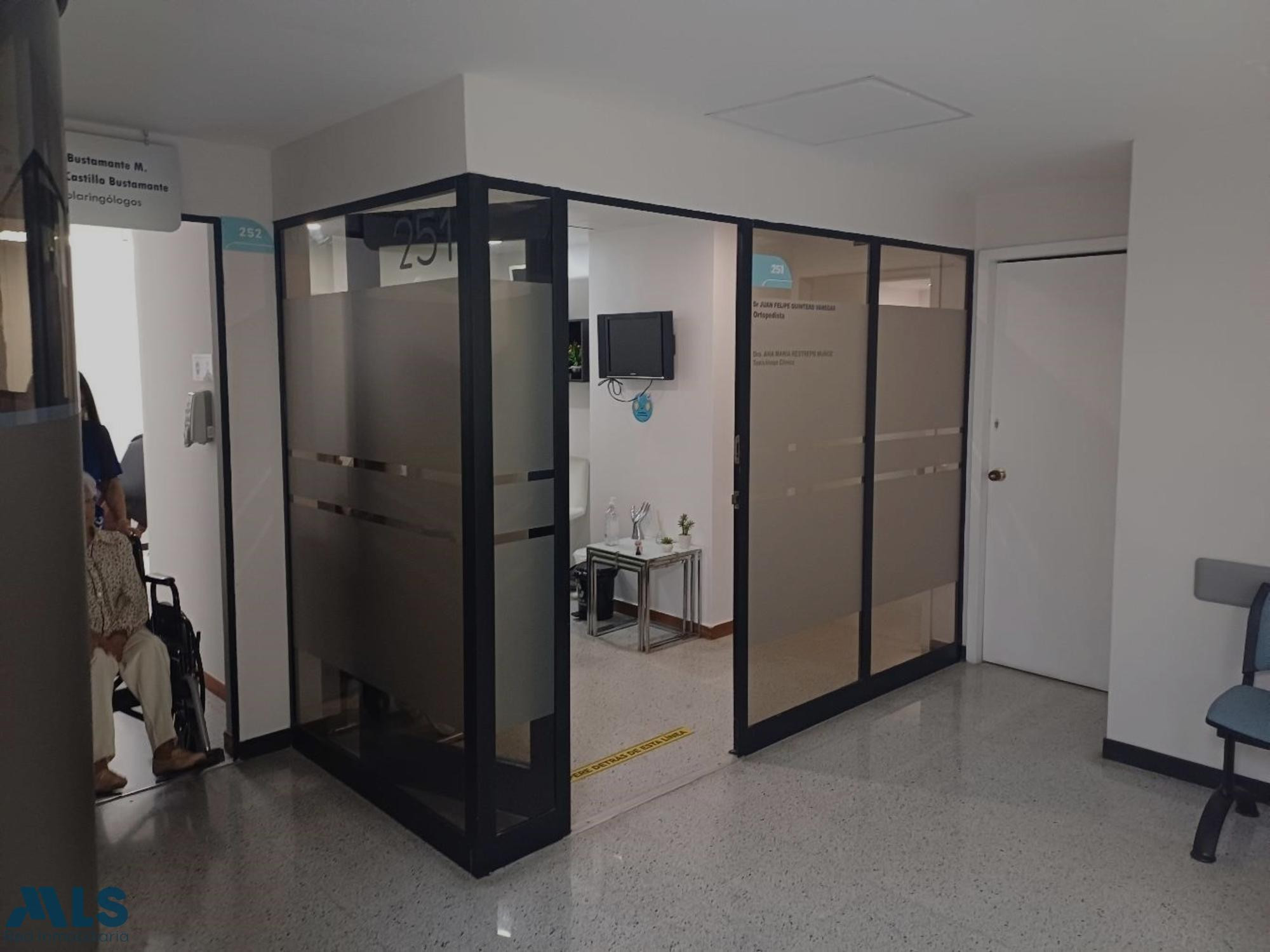 Se vende consultorio en el Poblado, sector Patio Bonito medellin - patio bonito