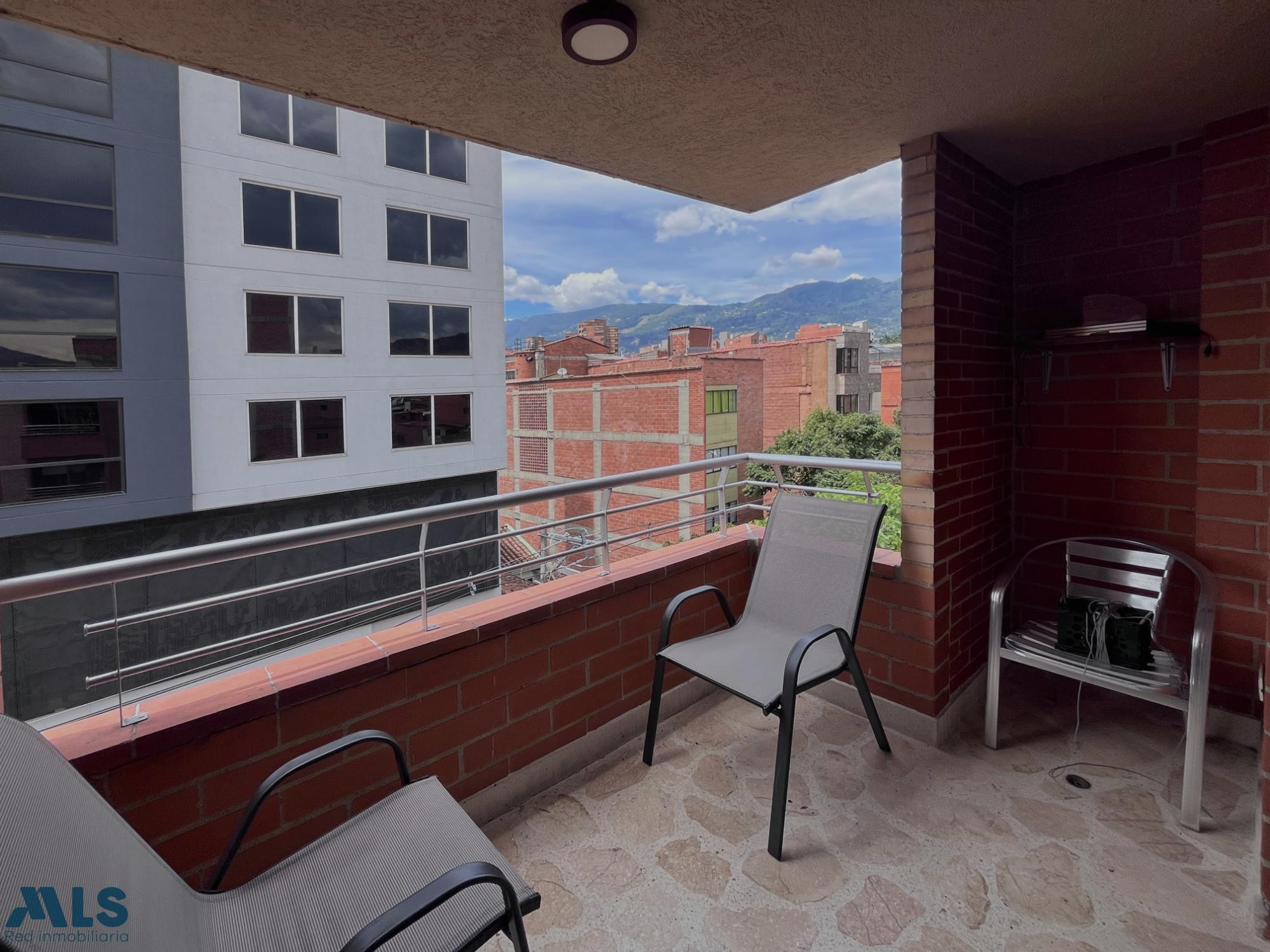 Apartamento a solo dos cuadras de Viva Envigado envigado - alcala