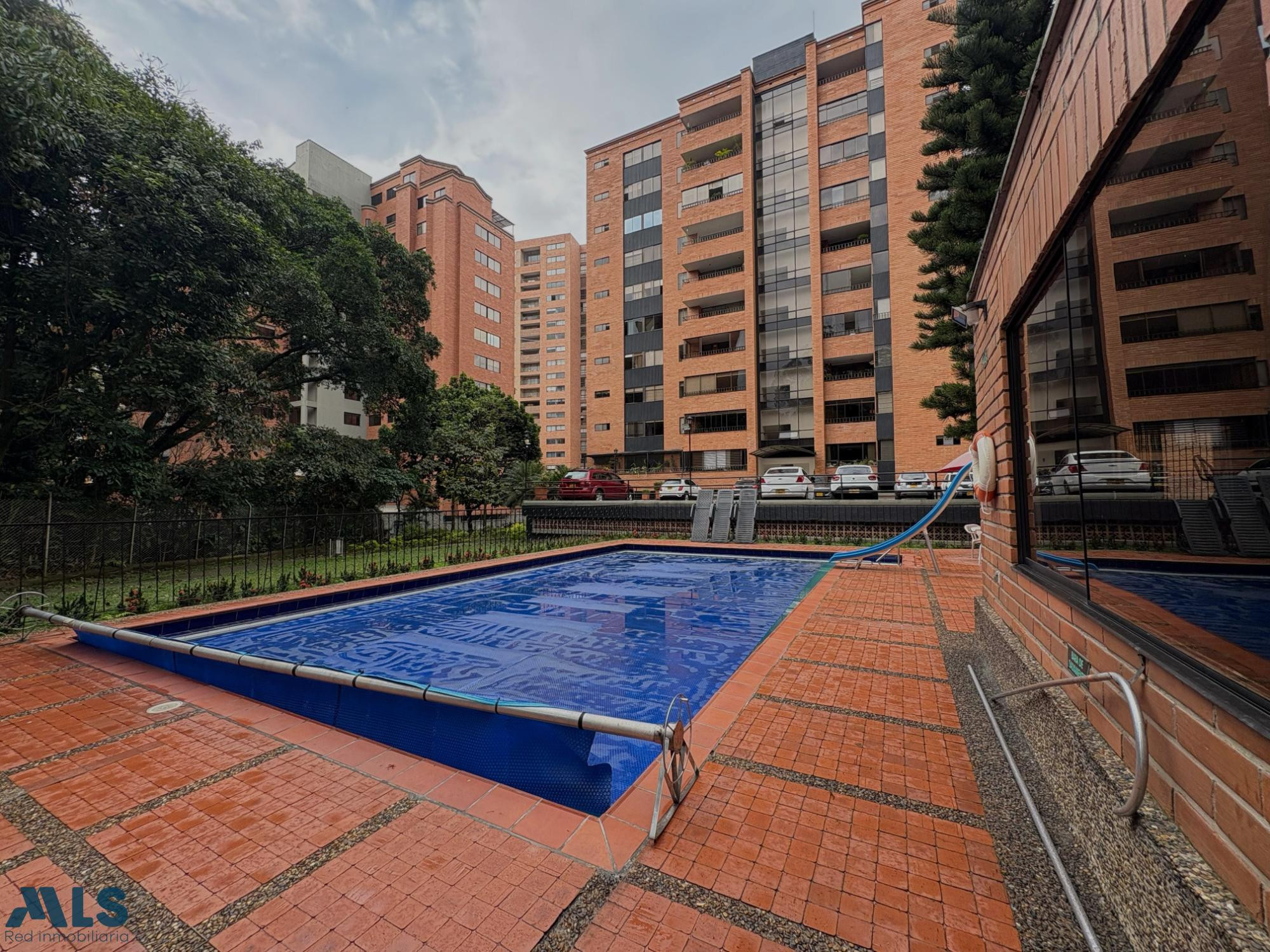 Oportunidad para remodelar y vivir en el corazón de la Milla de Oro medellin - milla de oro
