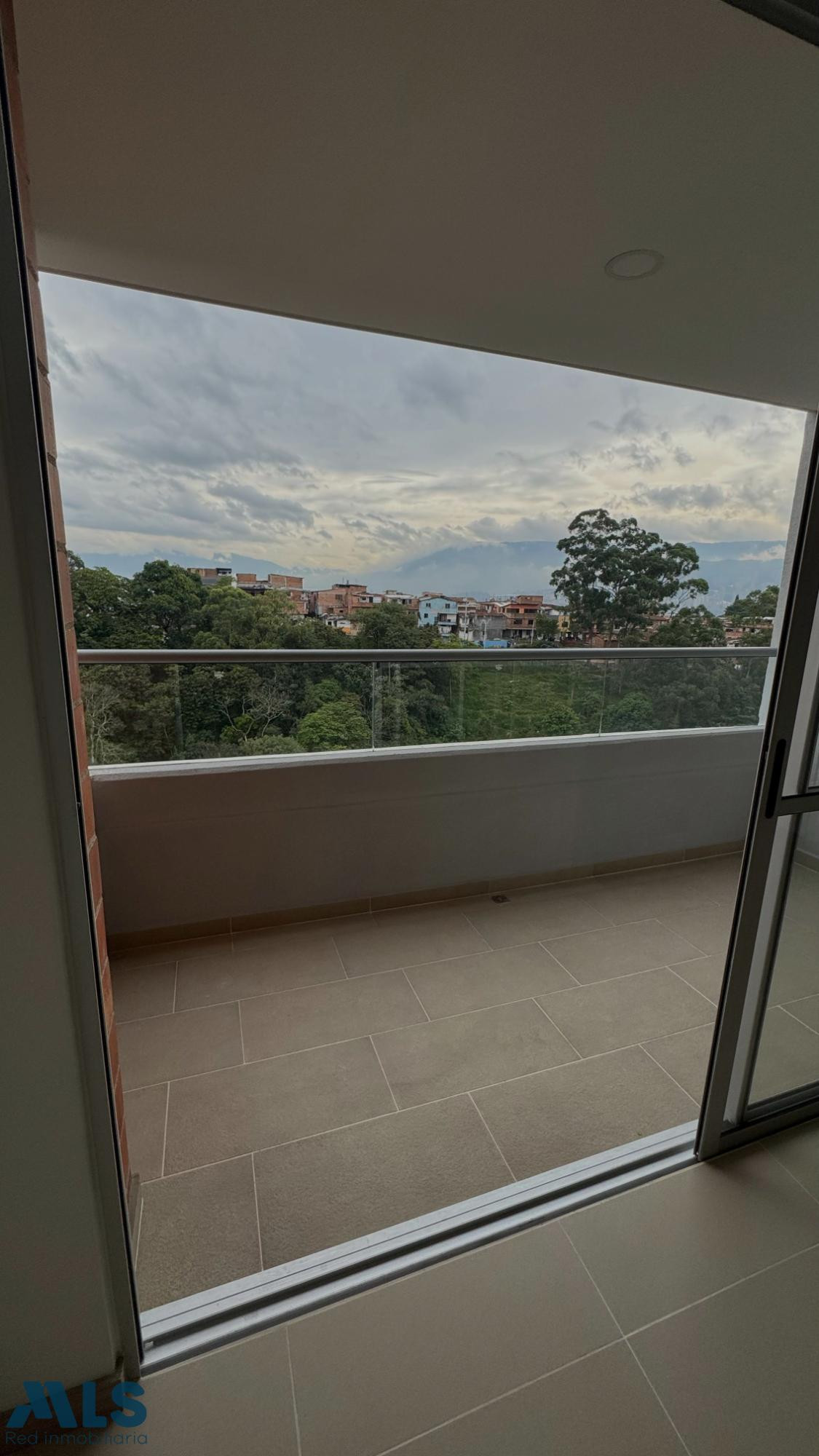 HERMOSO APTO PARA ESTRENAR - GUAYABAL - PISO ALTO medellin - guayabal