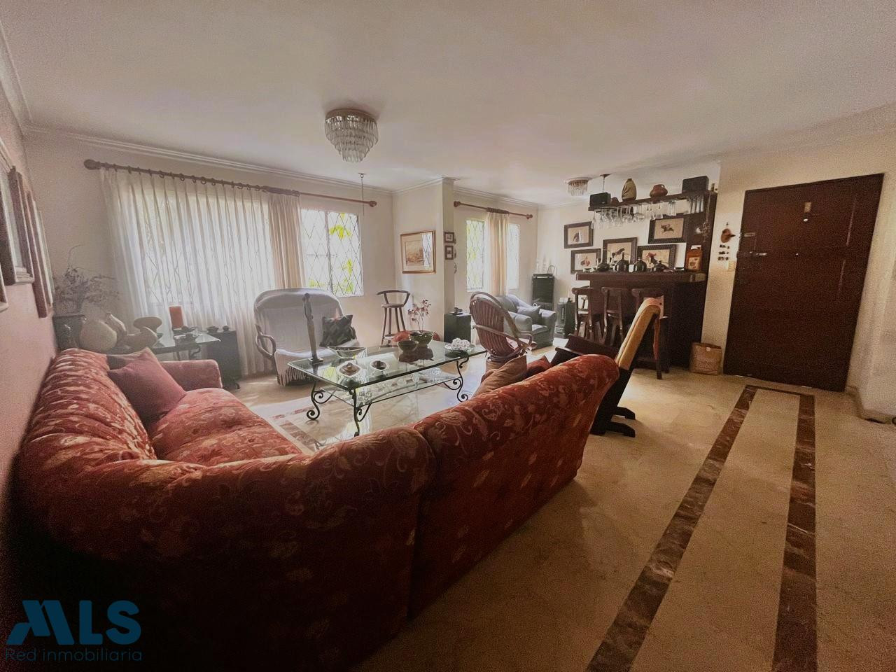 Amplio apartamento en venta en Conquistadores medellin - conquistadores