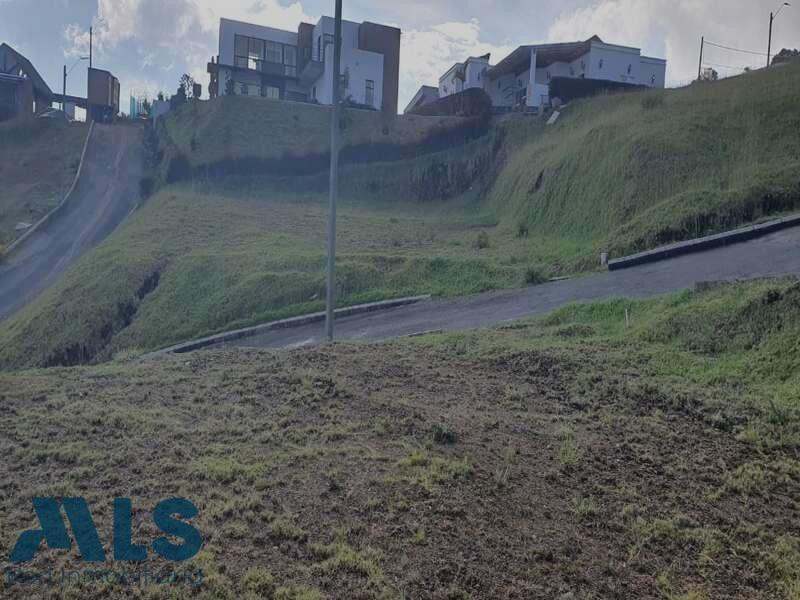 🏠 Lote en venta ubicado en Envigado sector Loma del Escobero envigado - loma del escobero