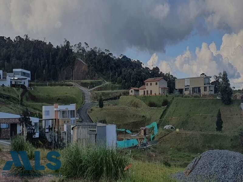 🏠 Lote en venta ubicado en Envigado sector Loma del Escobero envigado - loma del escobero