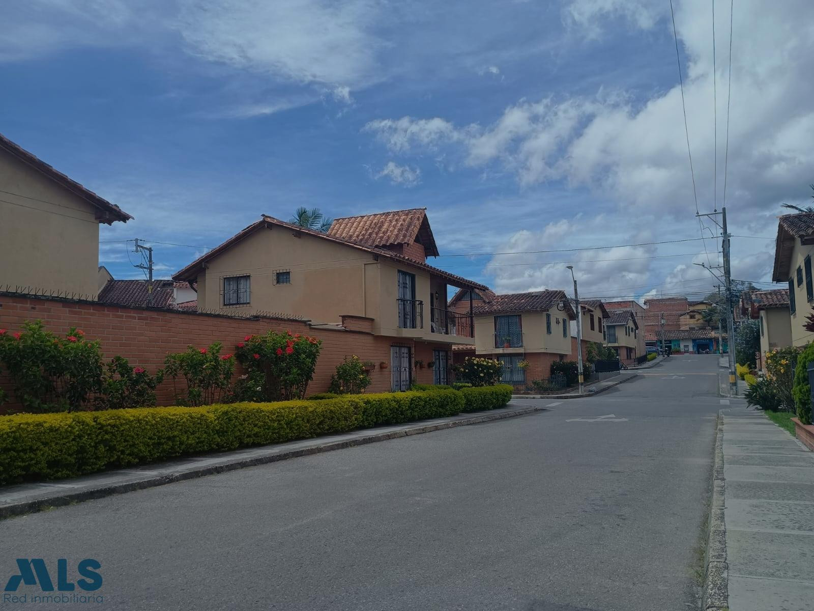 🏠 Casa en venta ubicada en Rionegro sector Via San Antonio La Ceja rionegro - corredor san antonio la ceja rionegro