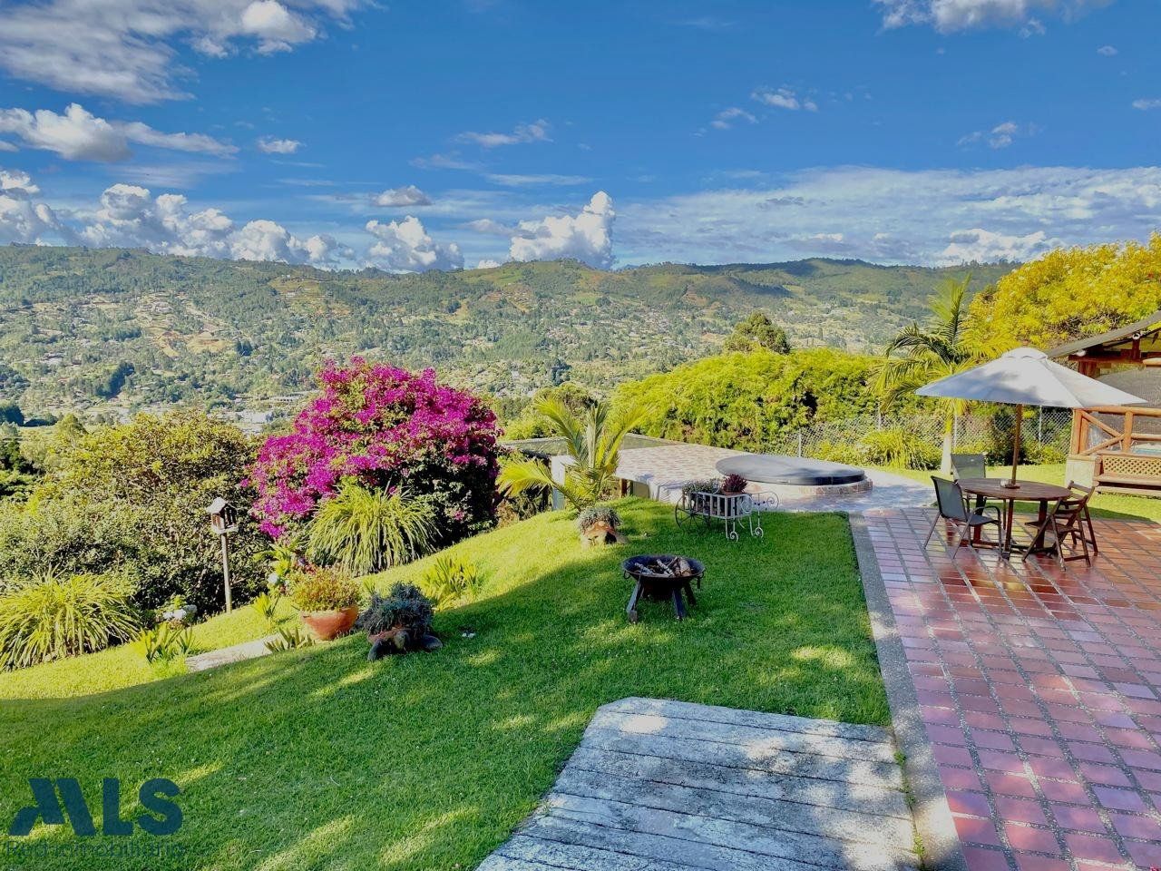 Espectacular propiedad, 4 casas por 1 precio guarne - v piedras blancas