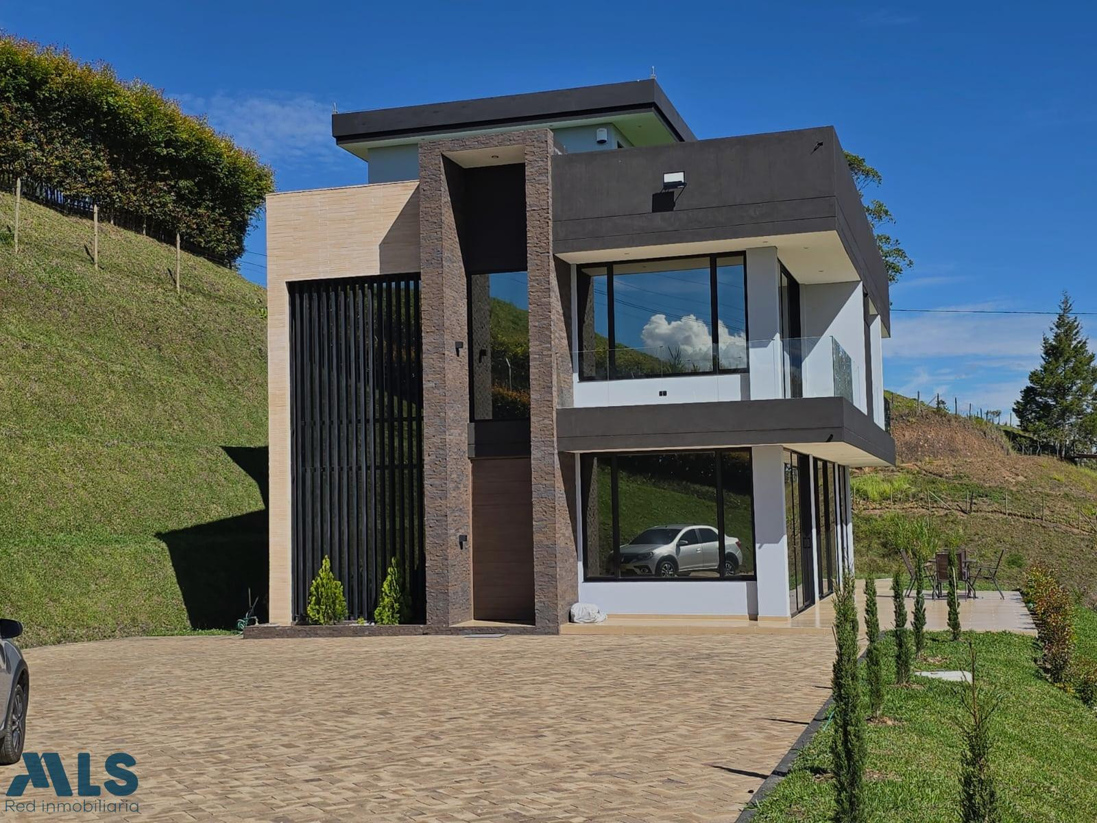 HERMOSA CASA FINCA EN CONDOMINIO B0NAIRE san-vicente - rural