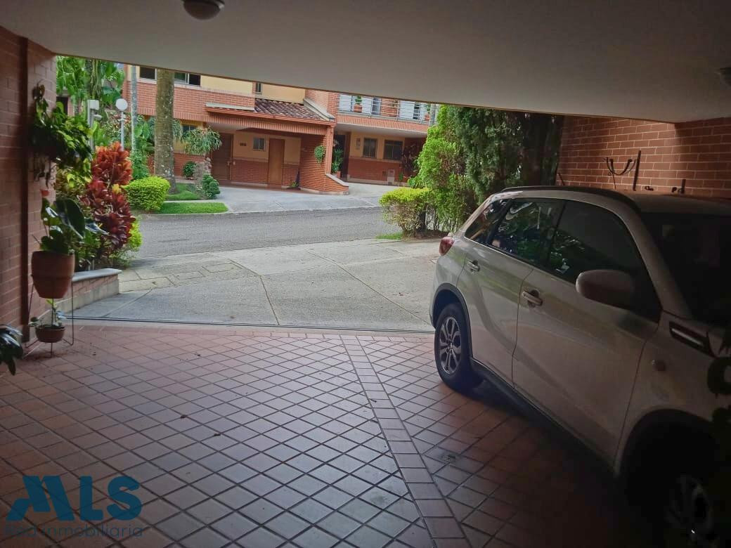 CASA EN VENTA ENVIGADO LOMA LOS MESA envigado - loma de los mesa