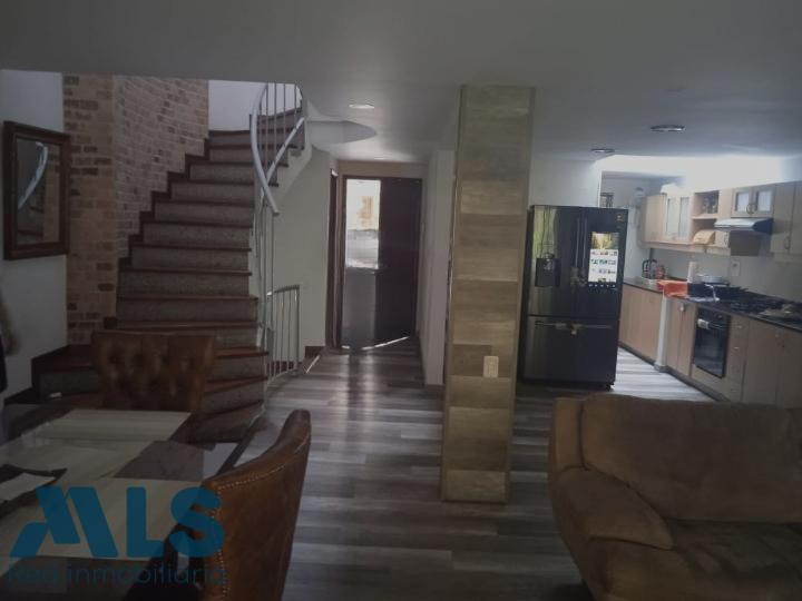 CASA EN VENTA ENVIGADO LOMA LOS MESA envigado - loma de los mesa