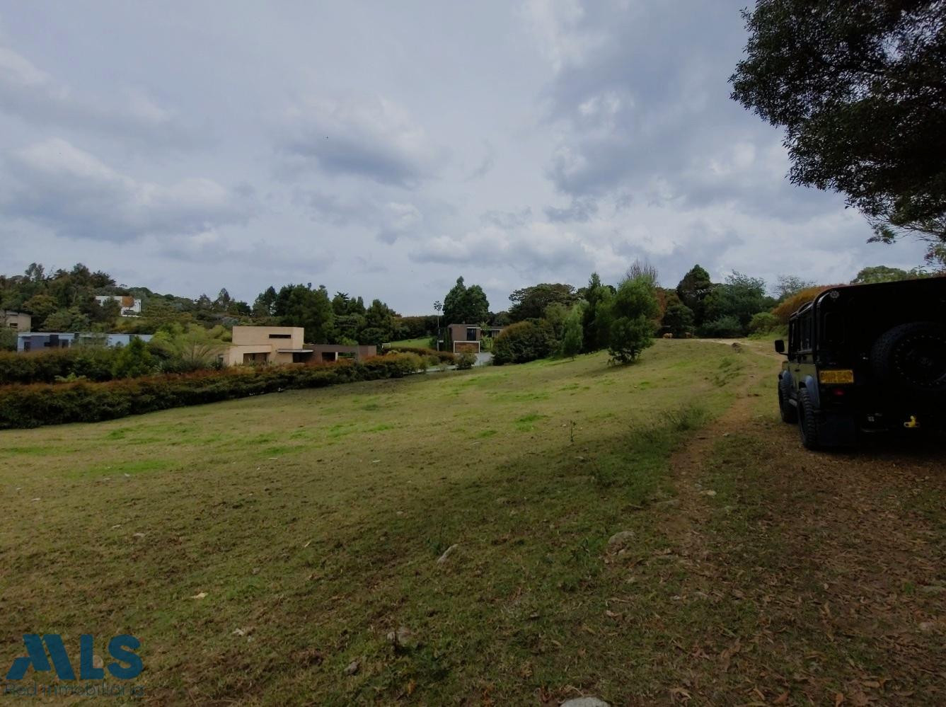 Lote de 6.000mts independiente en mejor sector de Alto de Palmas envigado - alto de las palmas