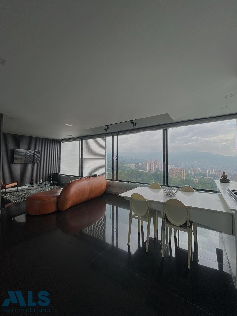 Penthouse para venta en el Poblado con vista a la ciudad. medellin - san lucas