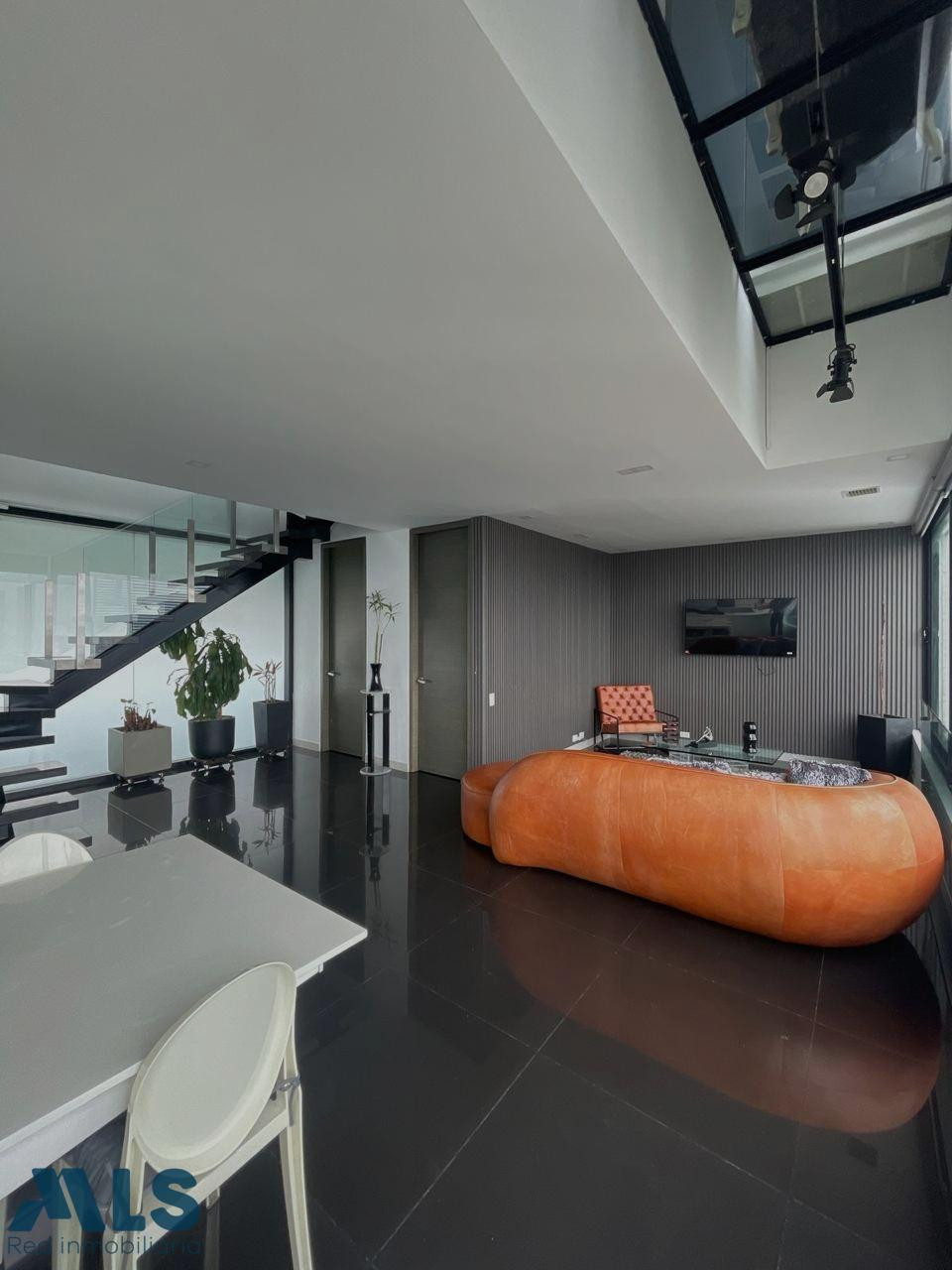Penthouse para venta en el Poblado con vista a la ciudad. medellin - san lucas