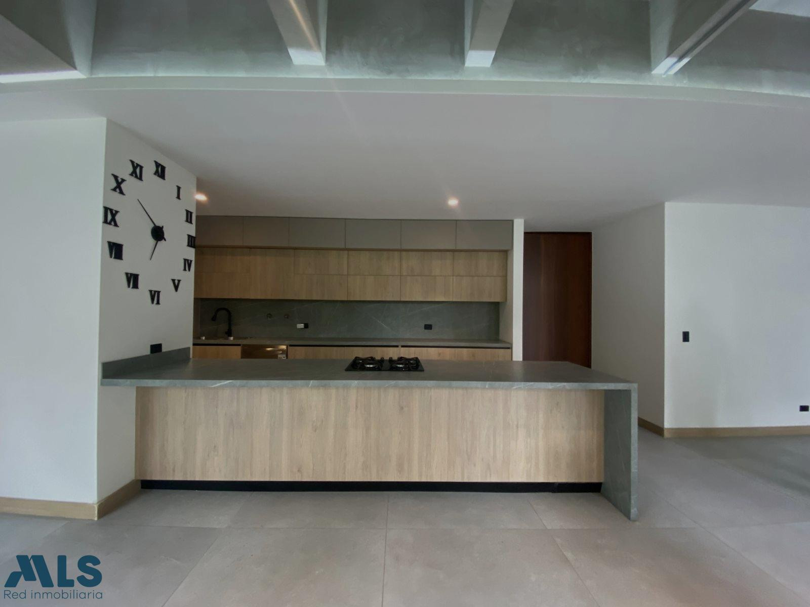 Hermoso apartamento con acabados modernos medellin - el campestre