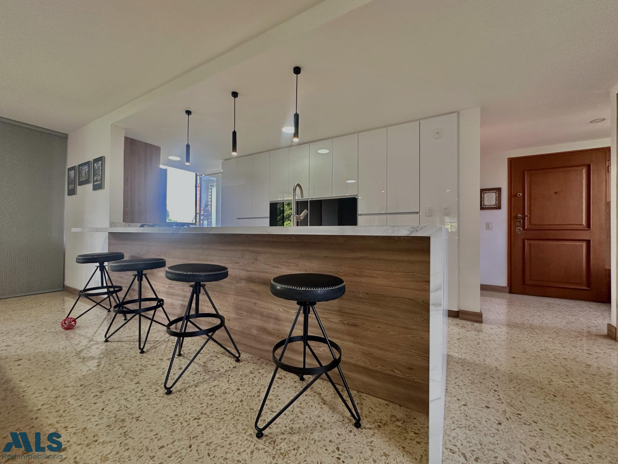 APARTAMENTO EN VENTA EN PATIO BONITO EN EL POBLADO medellin - patio bonito