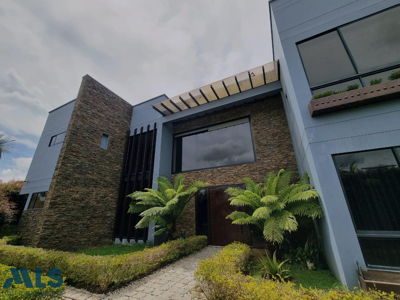 🏠 Casa en venta ubicada en Envigado sector El Penasco envigado - alto de las palmas