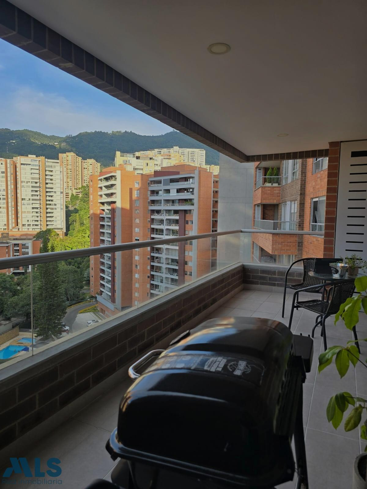 MODERNO CON LINDA VISTA envigado - loma de las brujas
