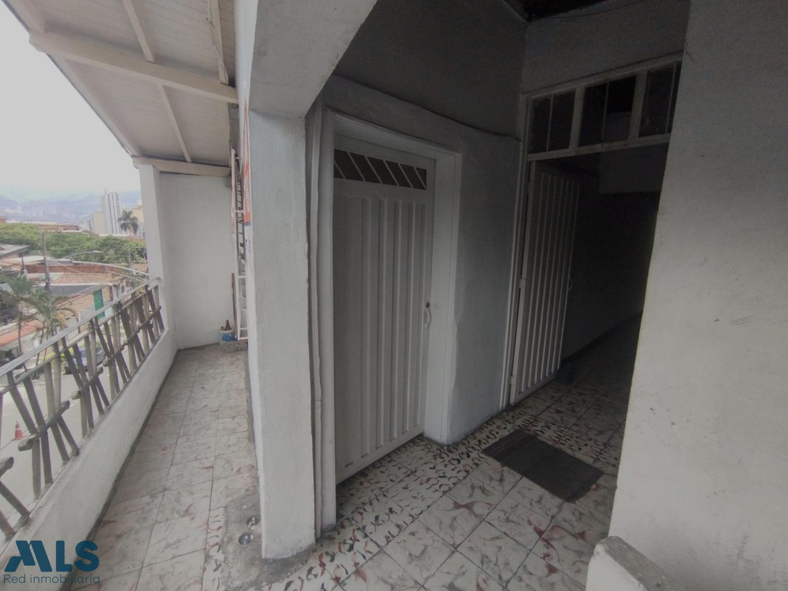 Se vende propiedad en el Centro, sector Buenos Aires medellin - buenos aires