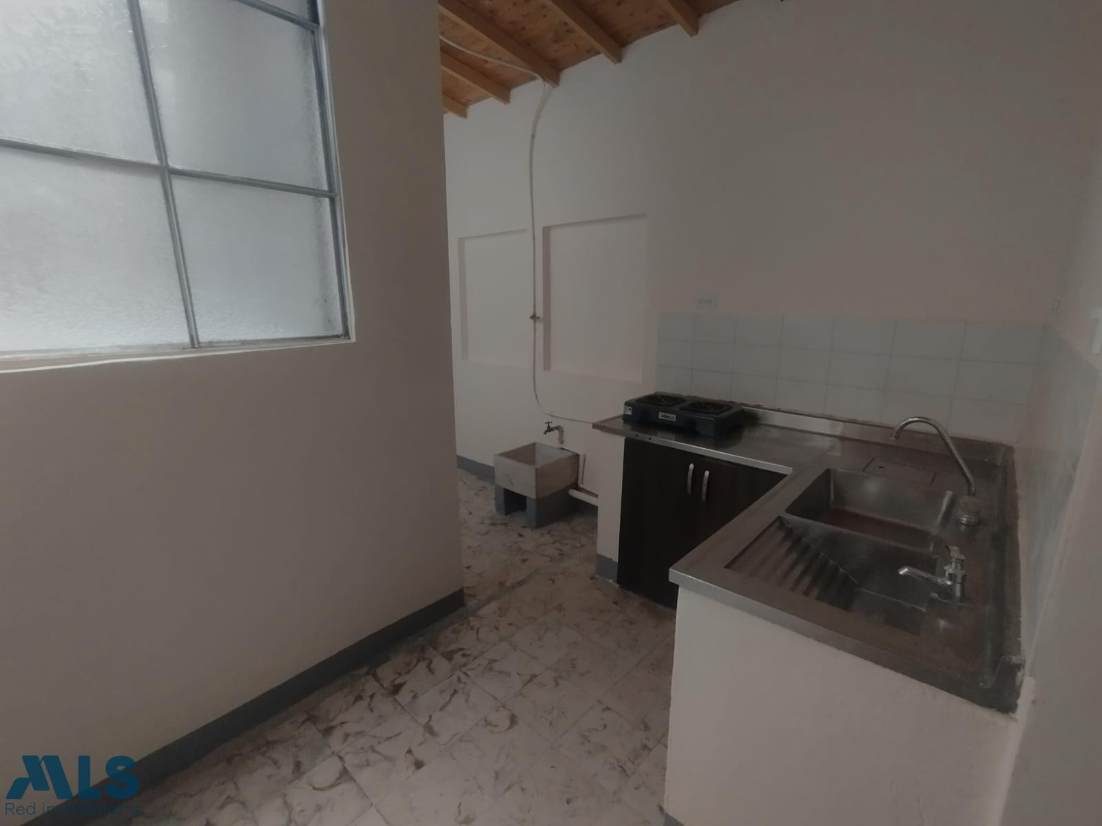 Se vende propiedad en el Centro, sector Buenos Aires medellin - buenos aires