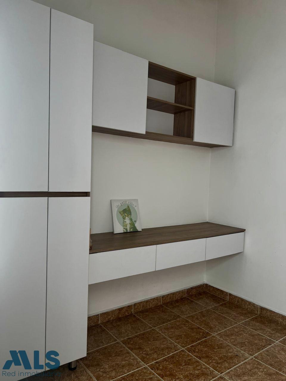 Apartacasa con una ubicación increible itagui - viviendas del sur