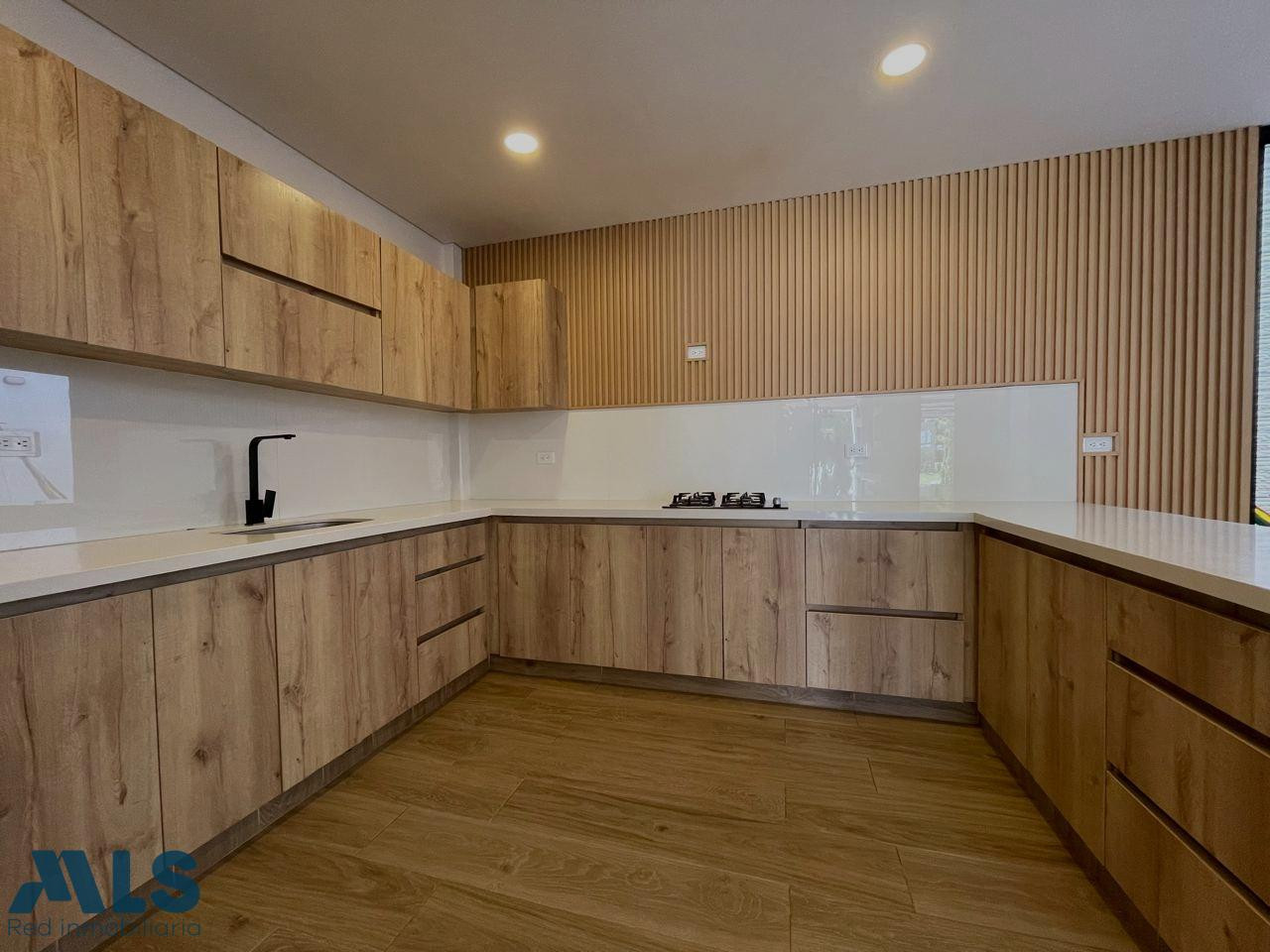 Se vende Casa, Sector Llanogrande, Rionegro rionegro - v llanogrande