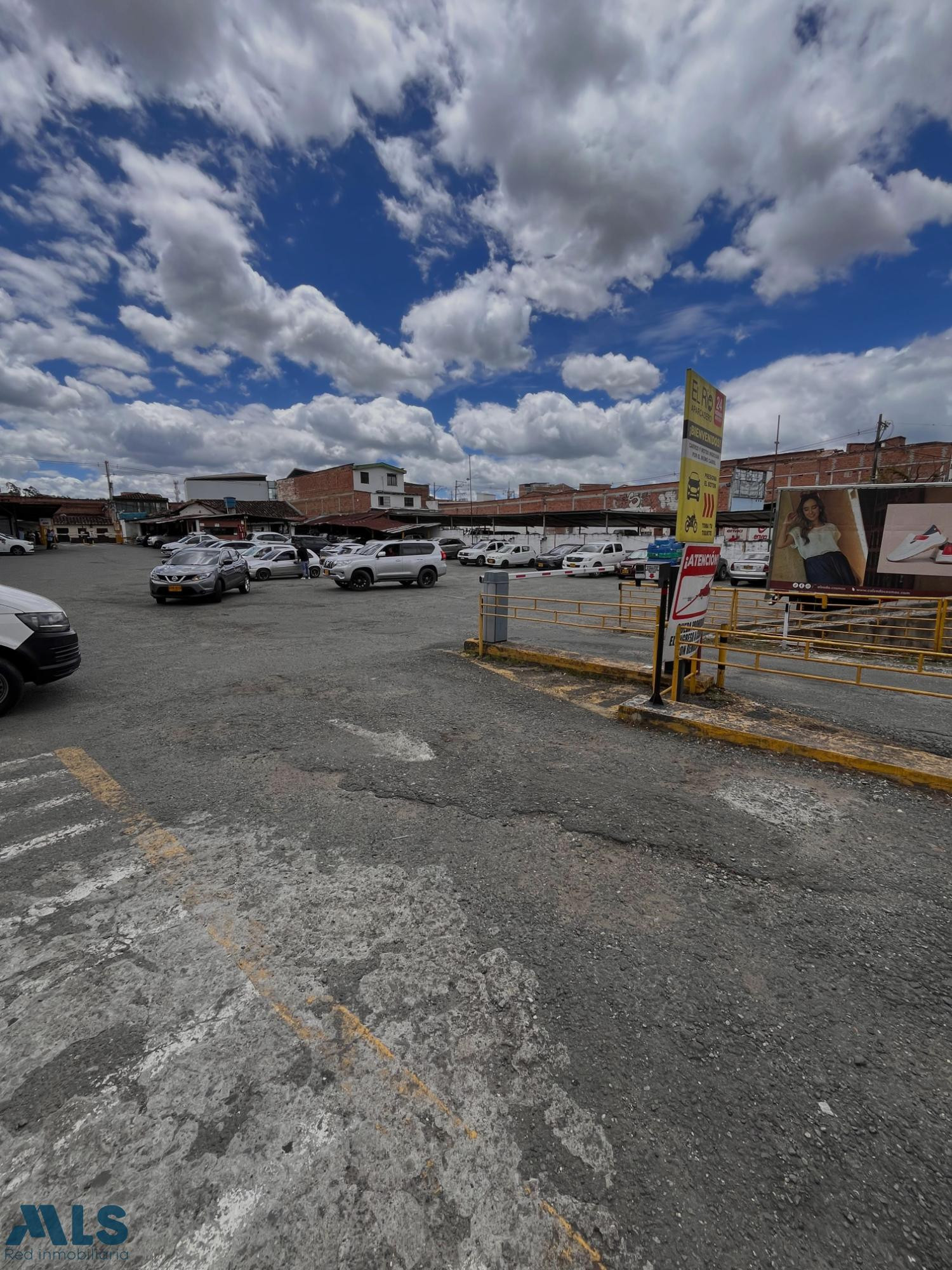 Parqueadero en el Centro del retiro rionegro - sector centro