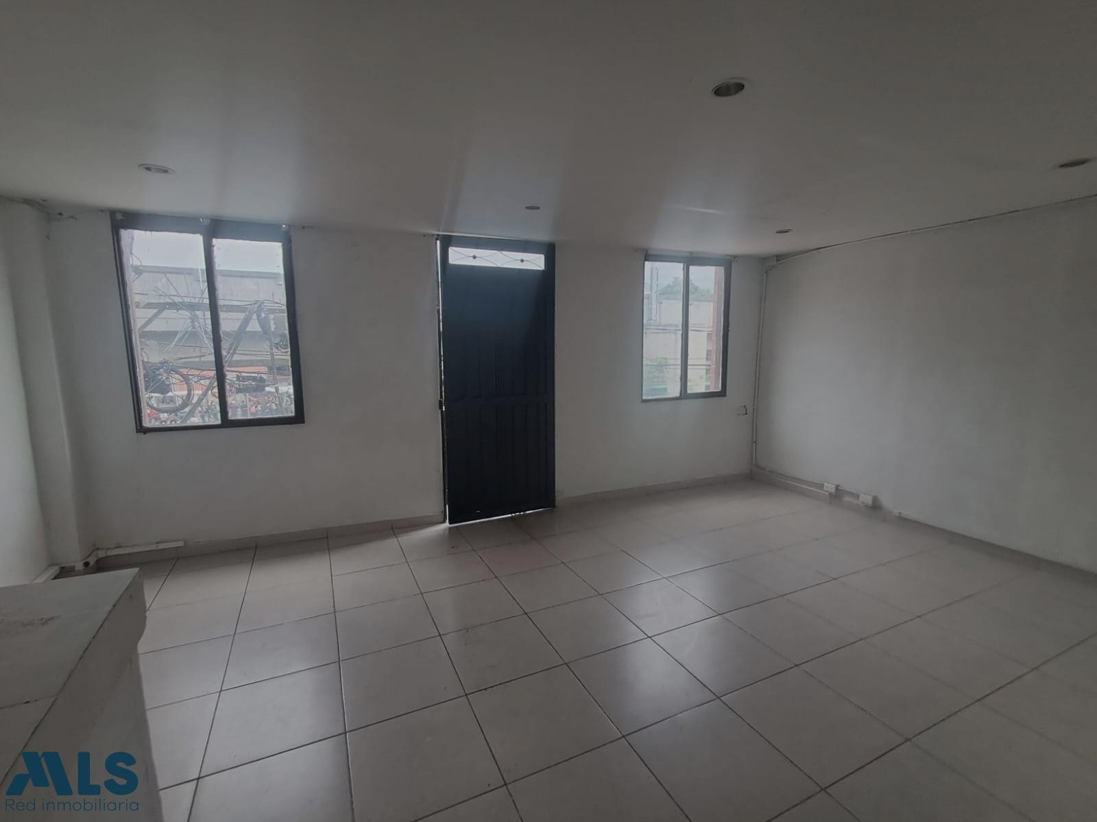 Se vende local en el Centro, sector Prado medellin - prado