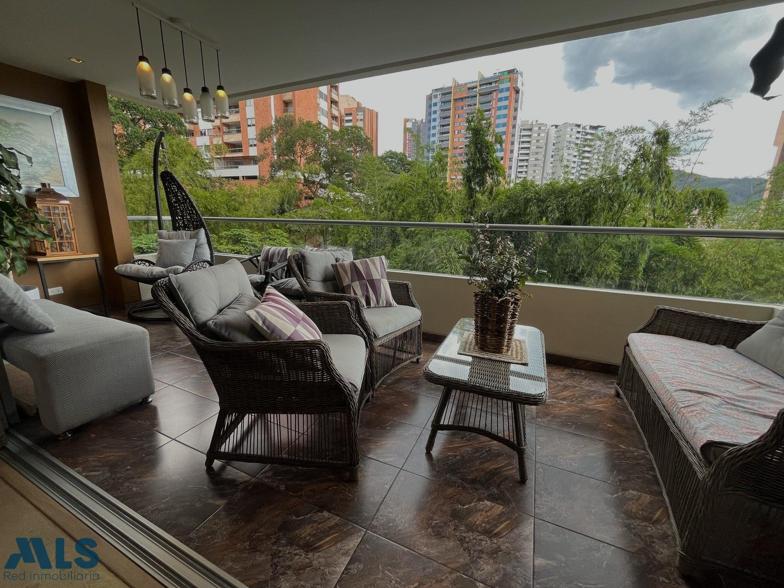 DEPARTAMENTO EN LOMA DEL ESMERALDA envigado - el esmeraldal