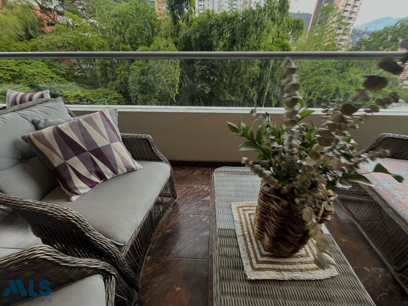 DEPARTAMENTO EN LOMA DEL ESMERALDA envigado - el esmeraldal