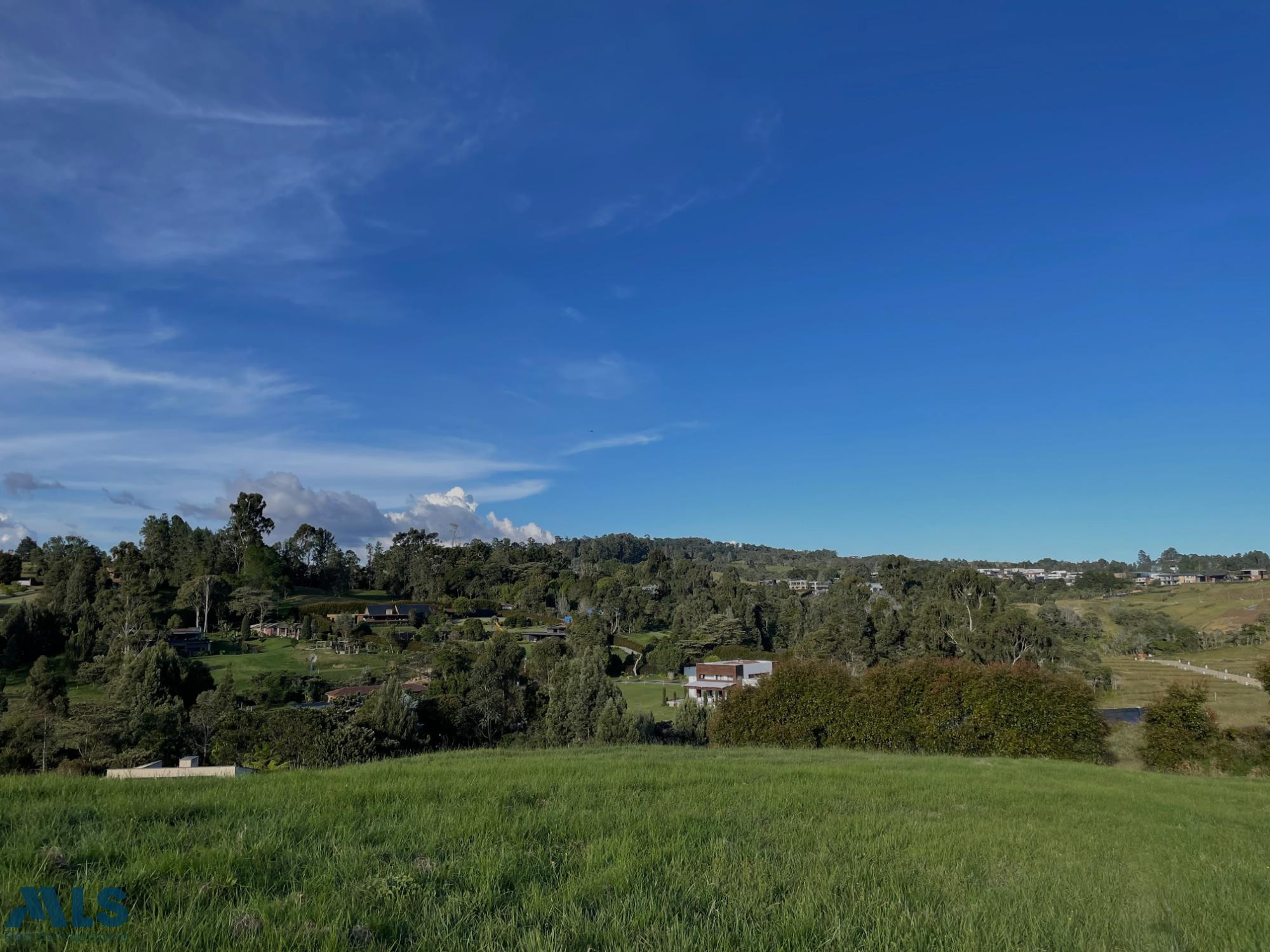 Lote con vista en Balmoral en el Alto de Las Palmas envigado - alto de las palmas
